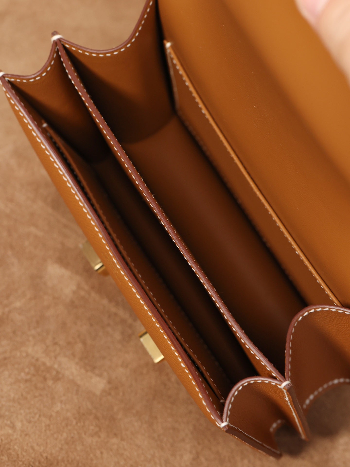 Hermès Constanace 19 Crossbody bag
