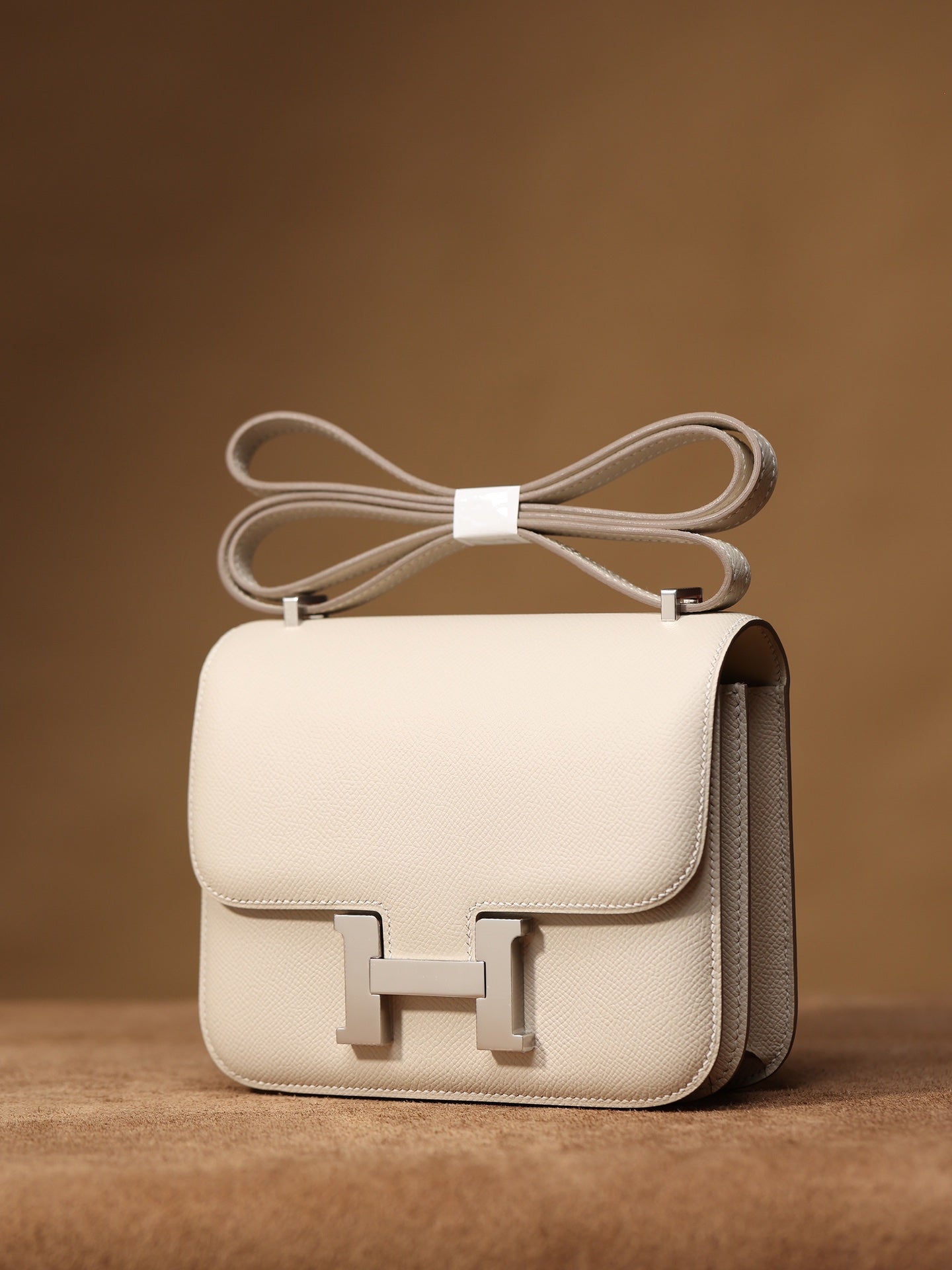 Hermès Constanace 19 Crossbody bag