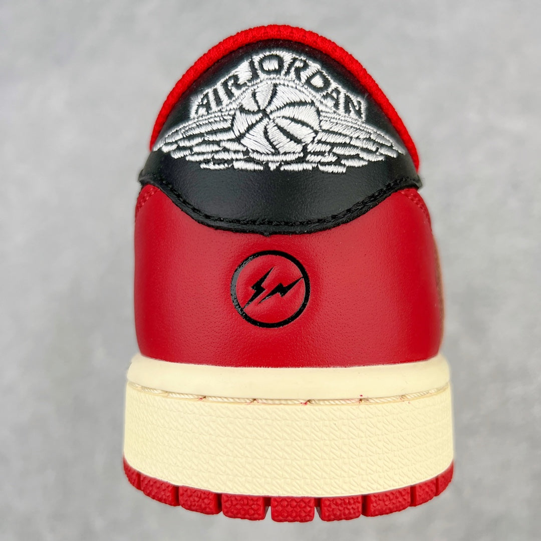 KZ Batch-Air Jordan 1 × Travis Scott “Gym Red”