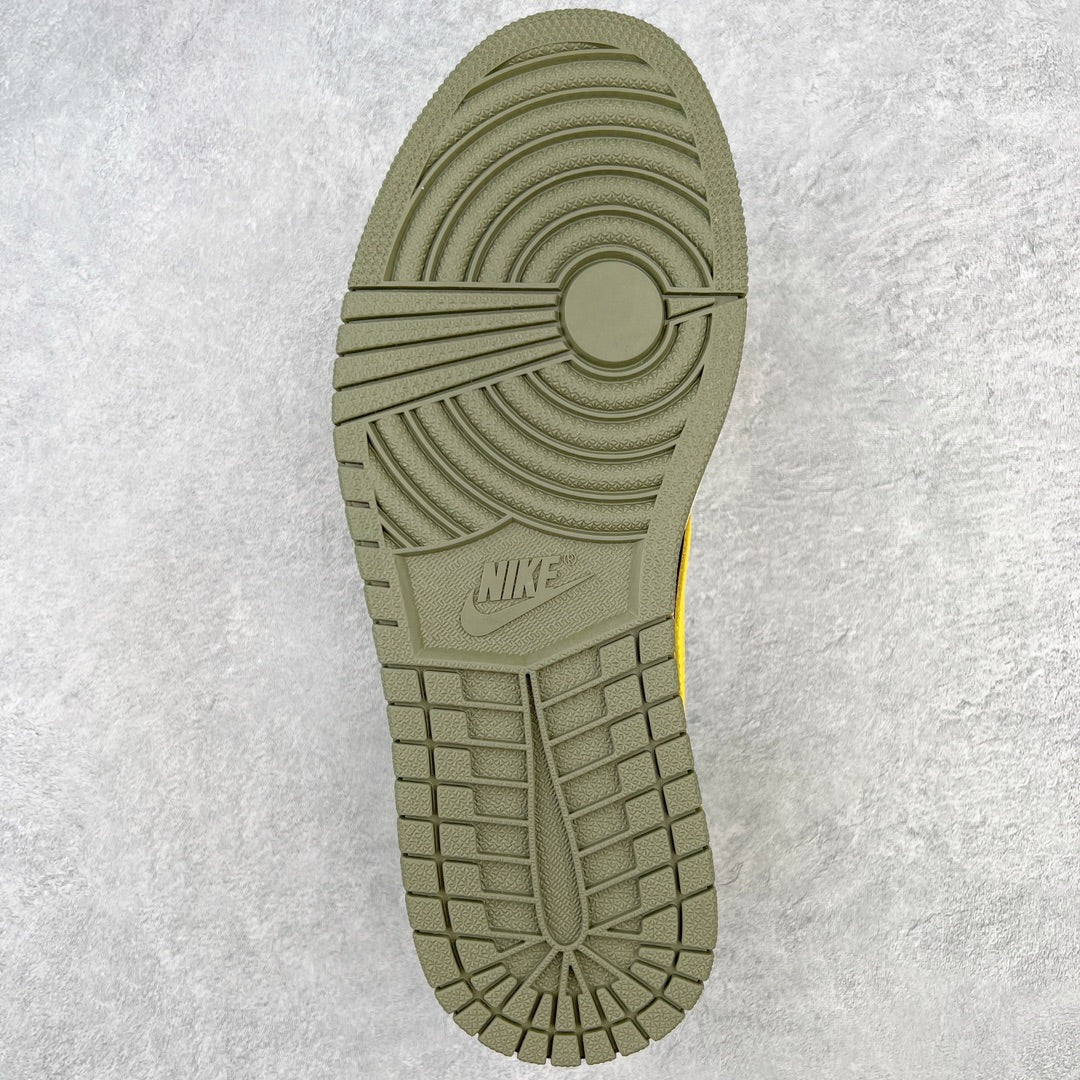 KZ Batch-Air Jordan 1 × Travis Scott “White Yellow”