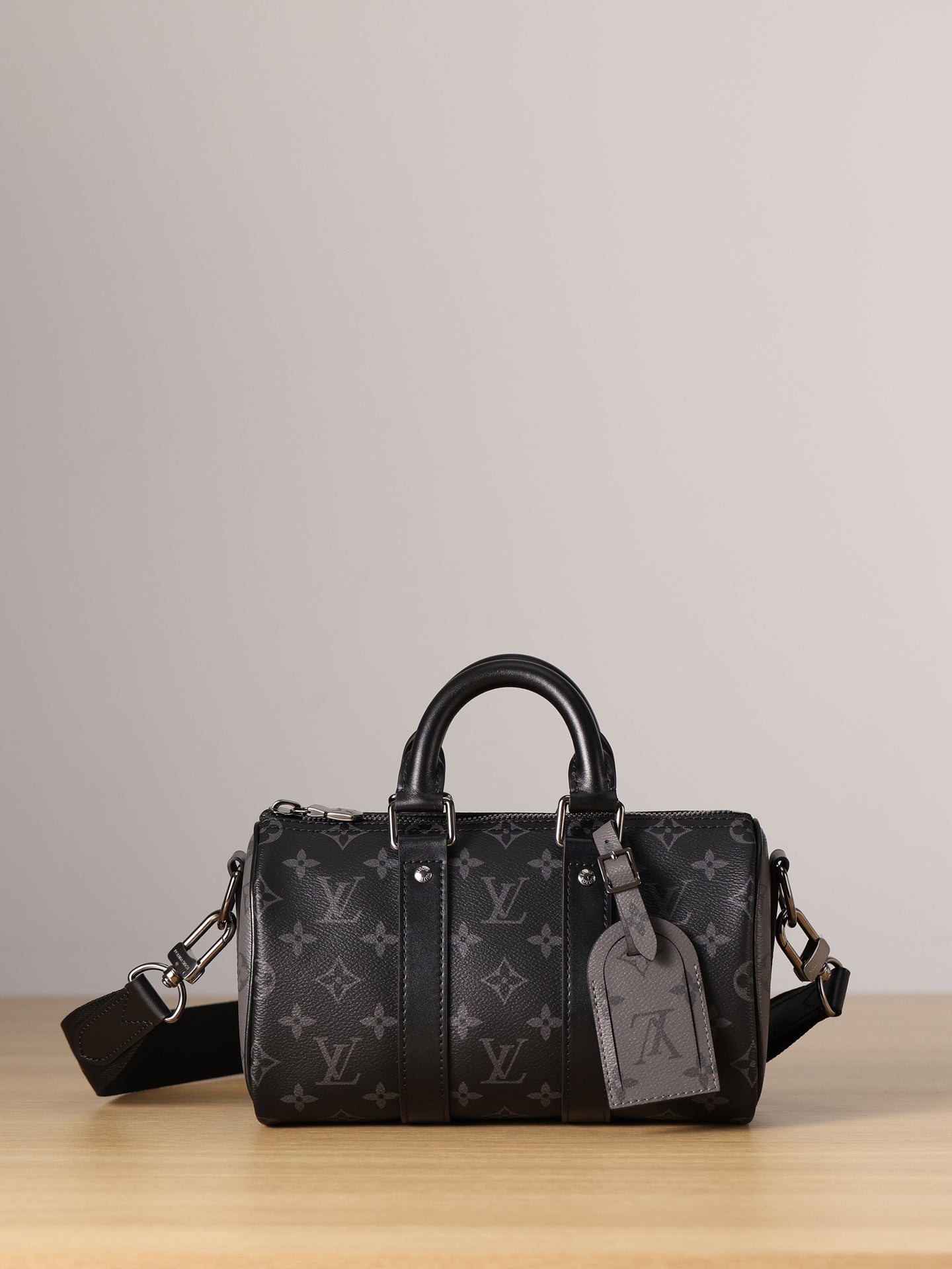LV Keepall Black knight Travel bag 25