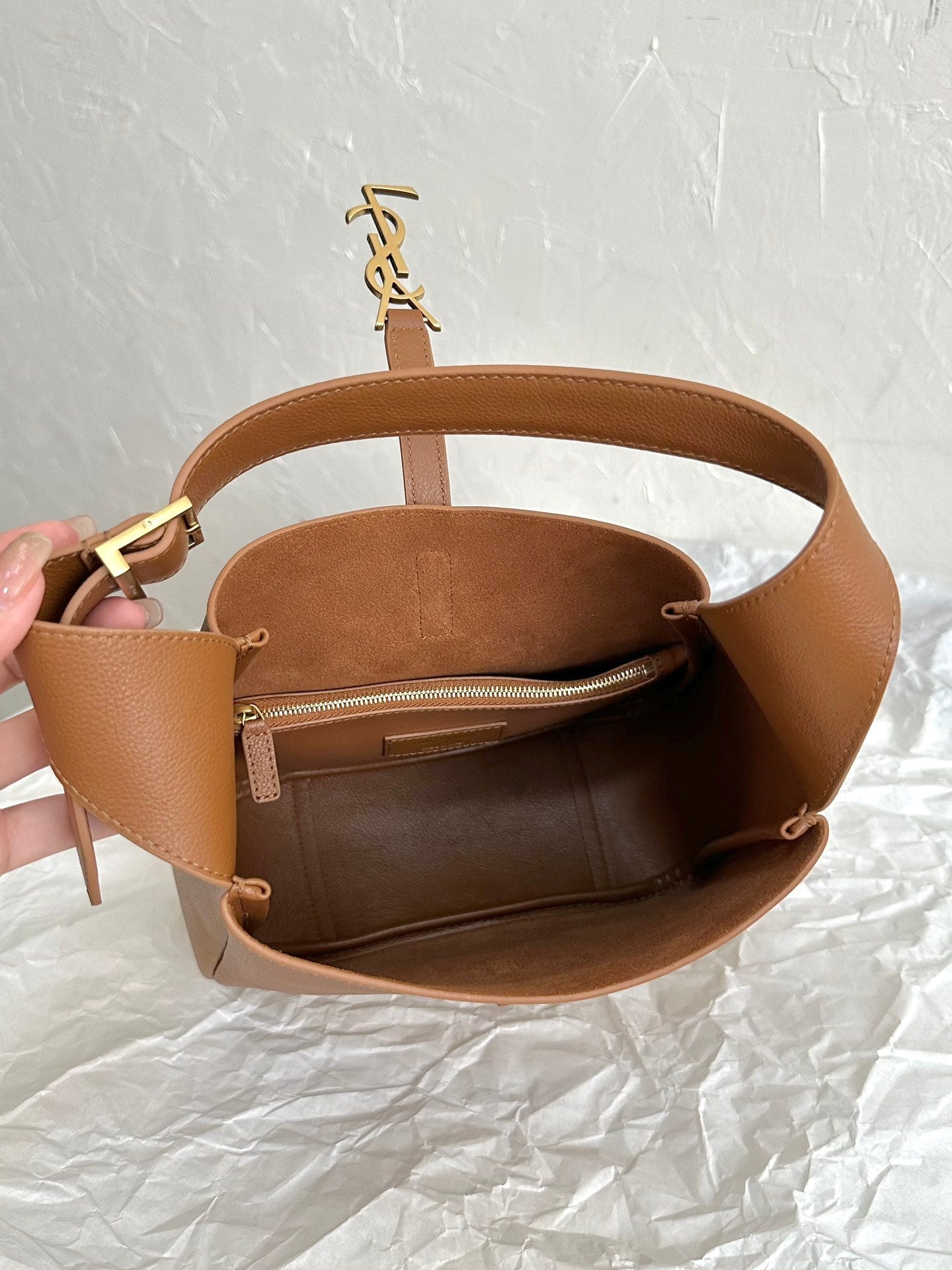 YSL LE5A7 Hobo Shoulder bag(Medium size)