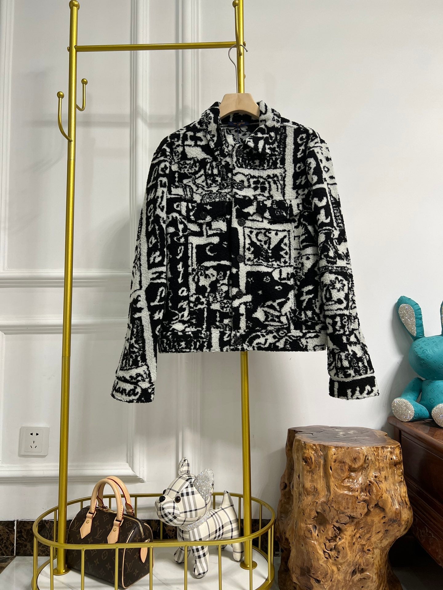 Louis Vuitton Coats & Jackets NO.5