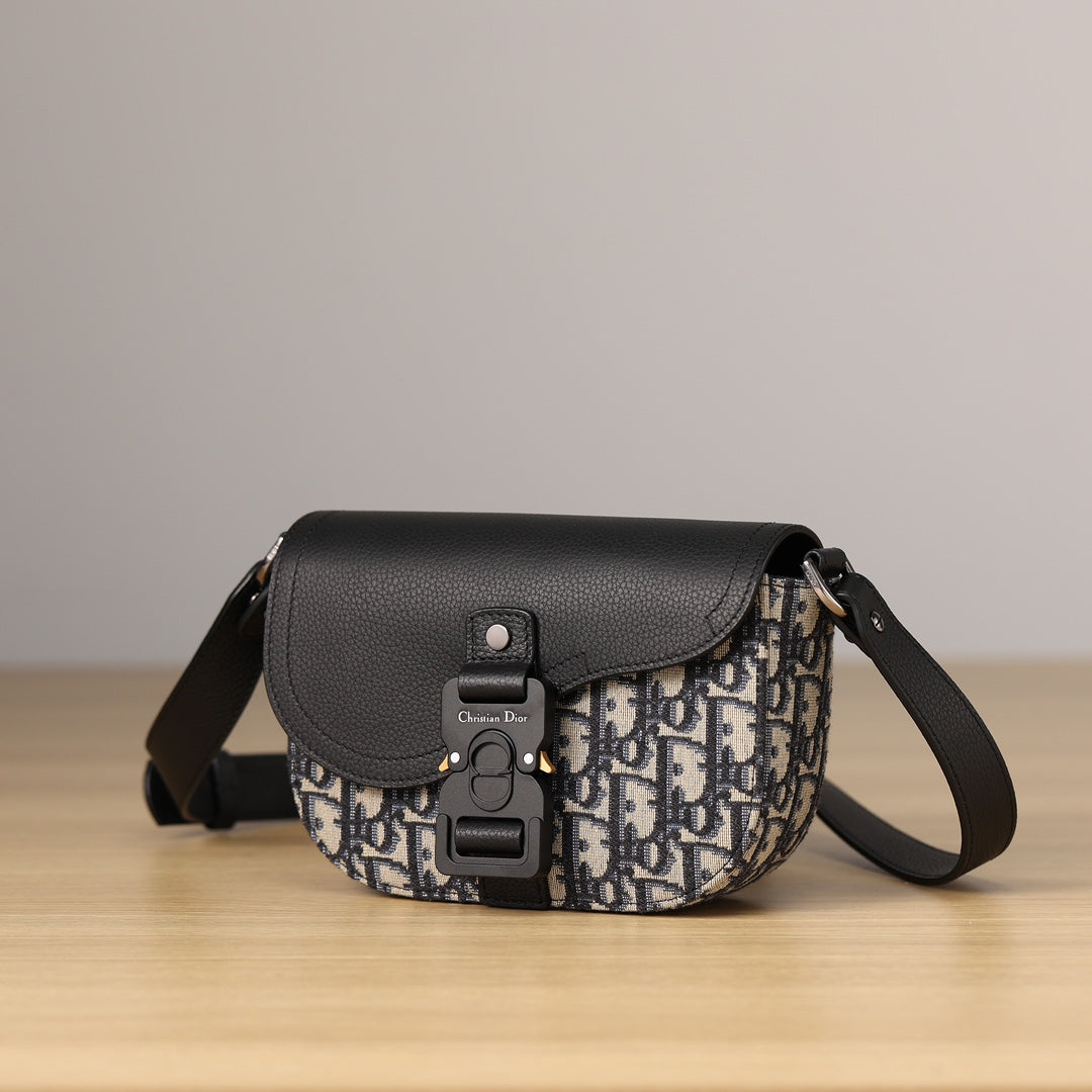Dior Saddle bag Mini