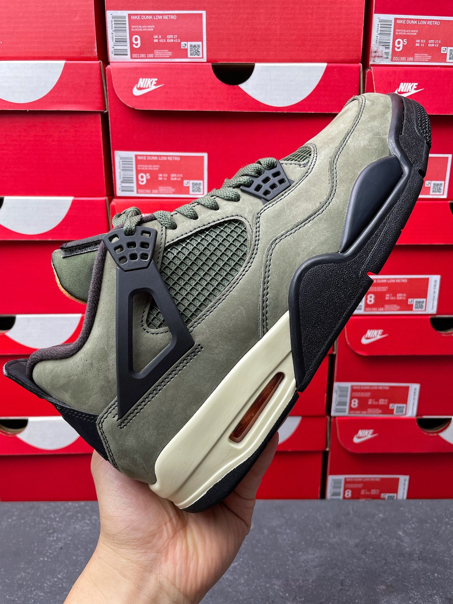 GX Batch-UNDEFEATED × Air Jordan 4