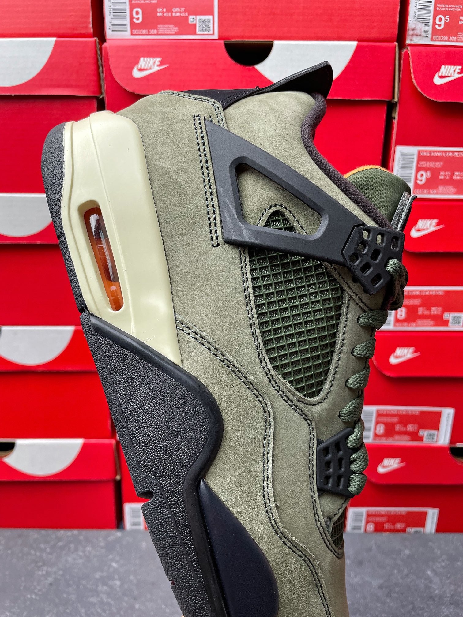 GX Batch-UNDEFEATED × Air Jordan 4