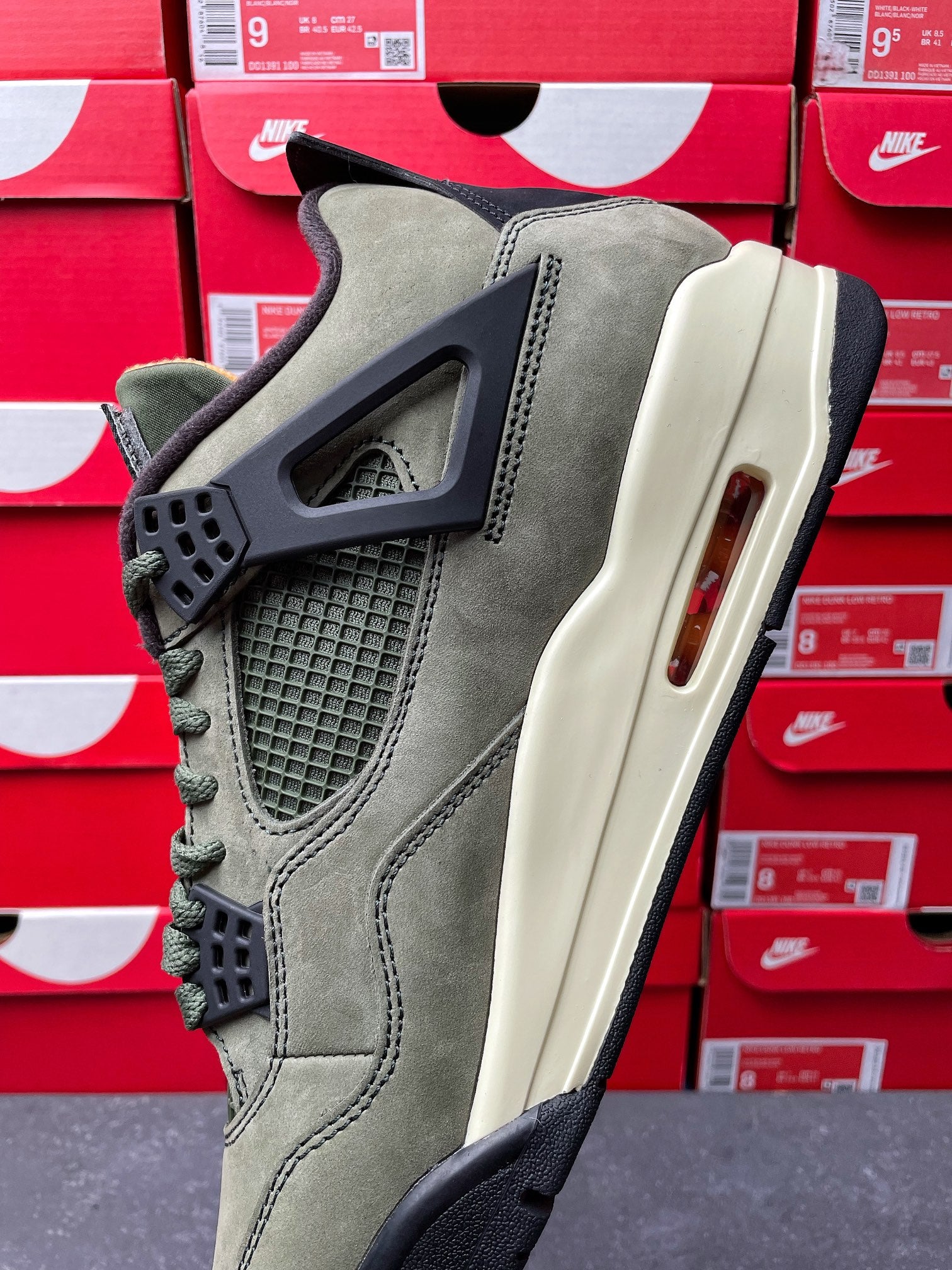 GX Batch-UNDEFEATED × Air Jordan 4