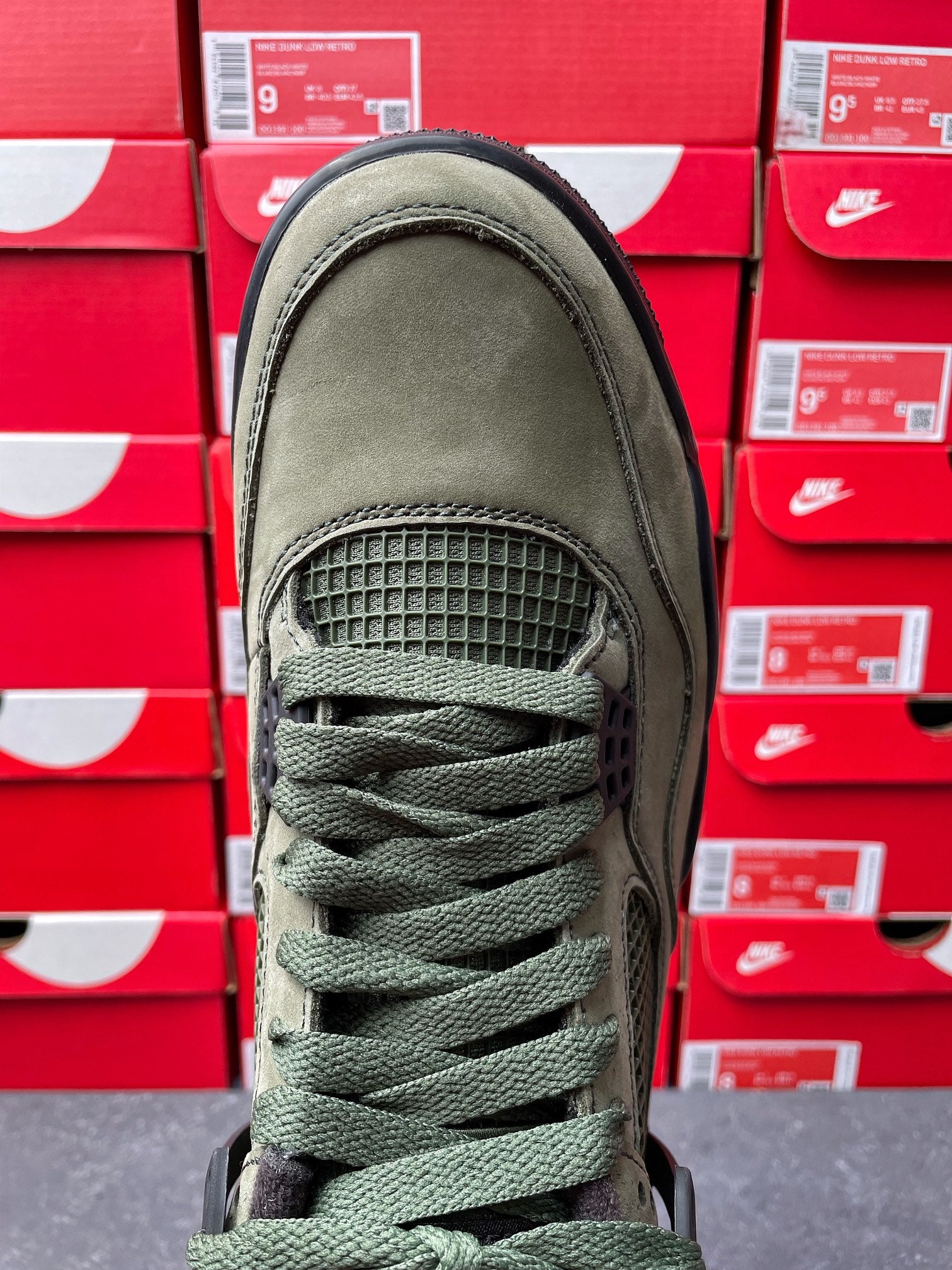 GX Batch-UNDEFEATED × Air Jordan 4