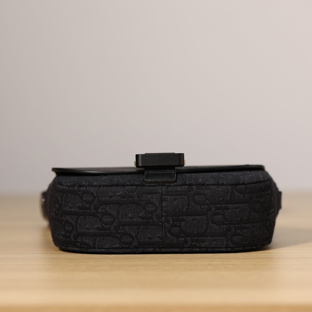 Dior Saddle bag Mini