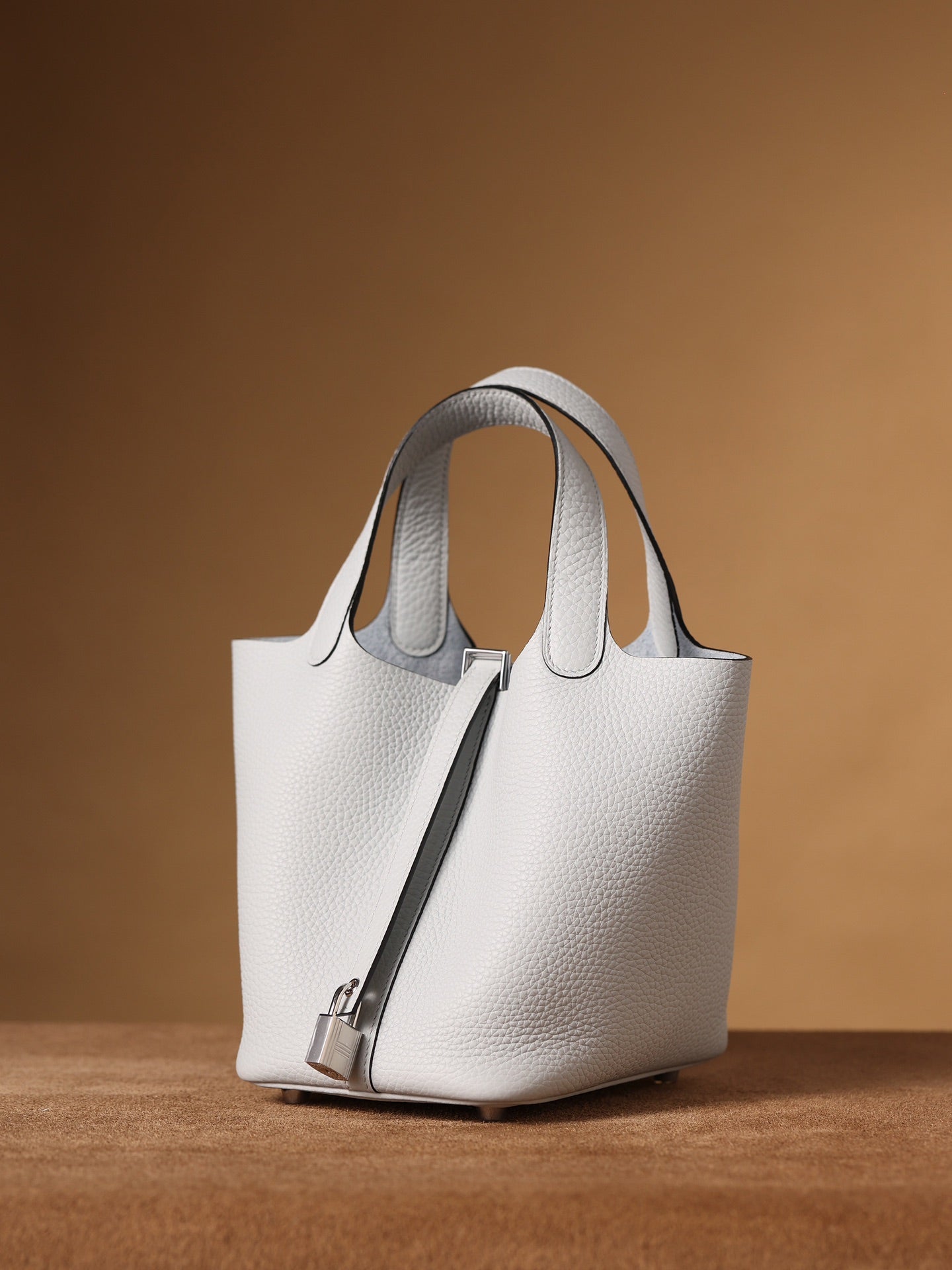 Hermès Picotin Lock 18 Handbag