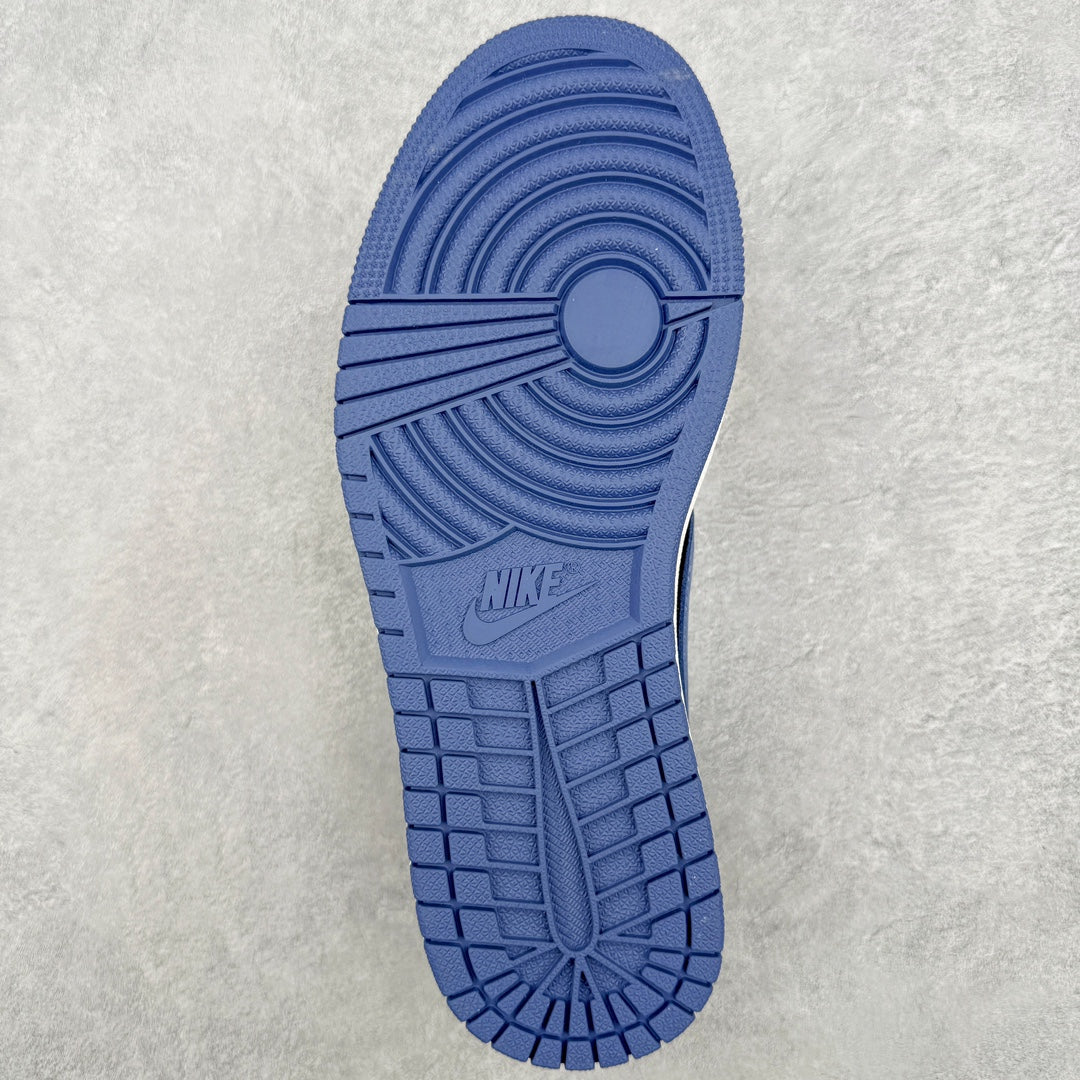 KZ Batch-Air Jordan 1 × Travis Scott “White Blue”