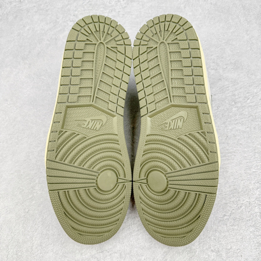 KZ Batch-Air Jordan 1 × Travis Scott “Green suede”