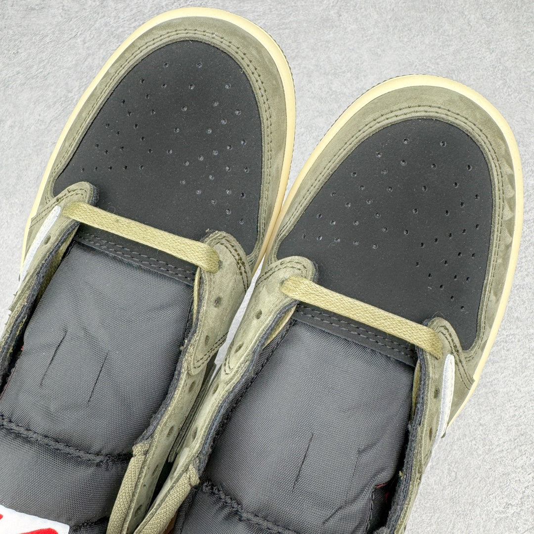 KZ Batch-Air Jordan 1 × Travis Scott “Green suede”