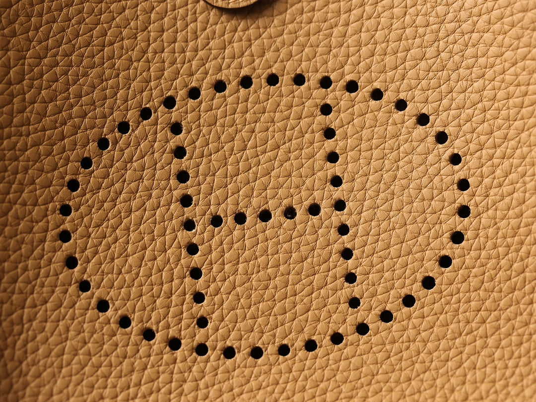 Hermès Evelyne 16 Shoulder bag