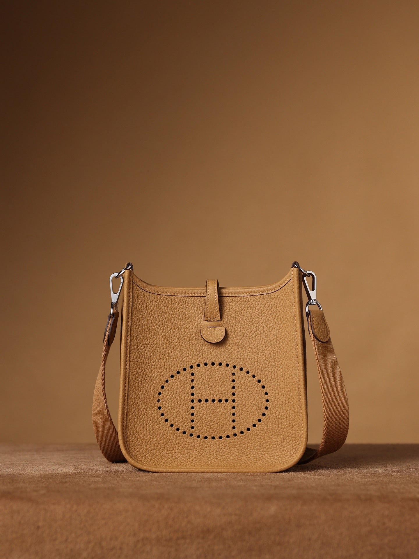 Hermès Evelyne 16 Shoulder bag