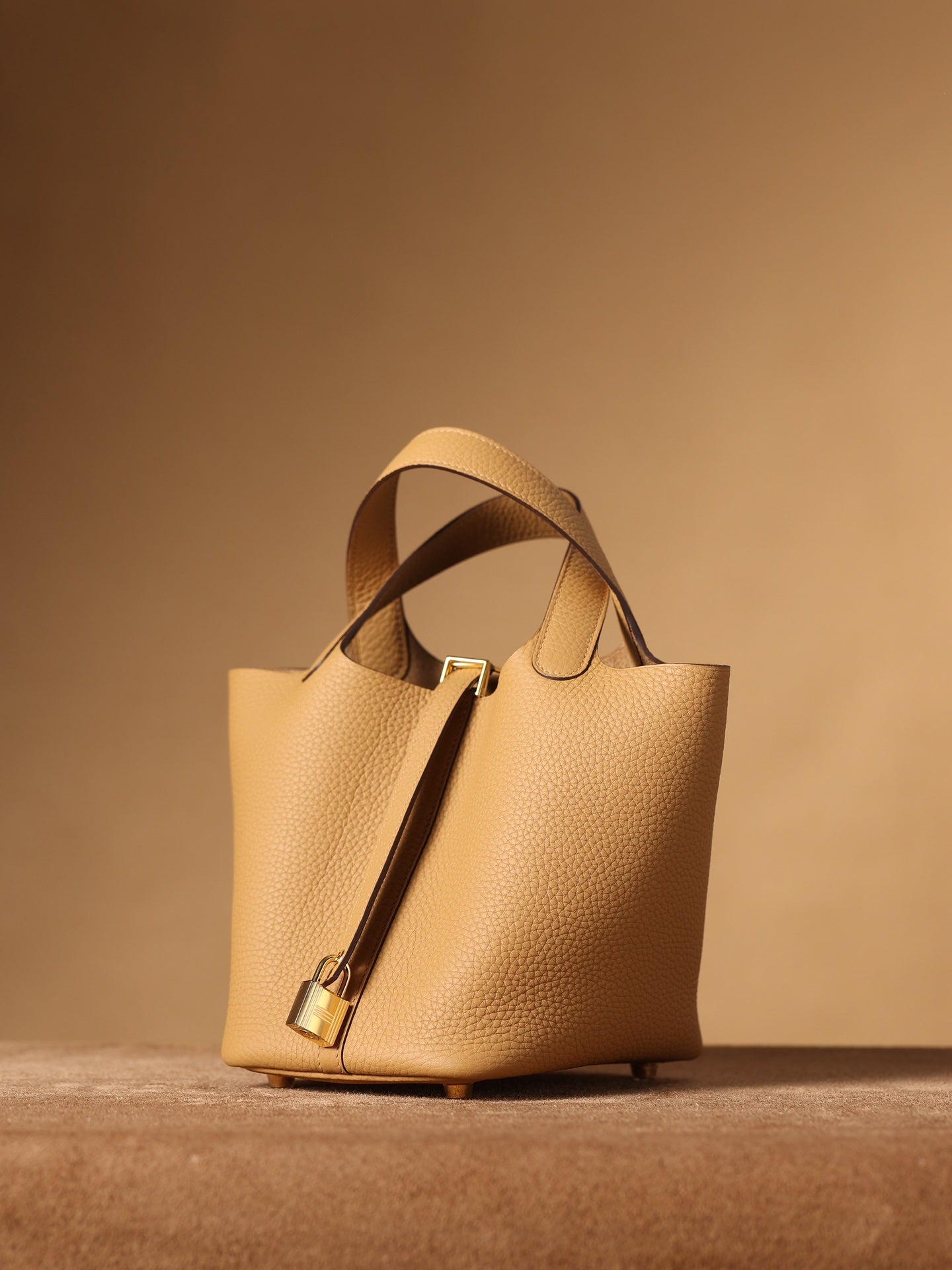 Hermès Picotin Lock 18 Handbag