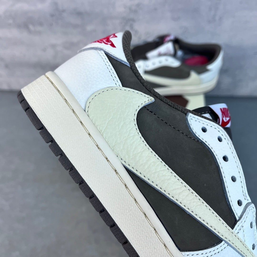 FQ Batch-Air Jordan 1 × Travis Scott “ Reverse Mocha”