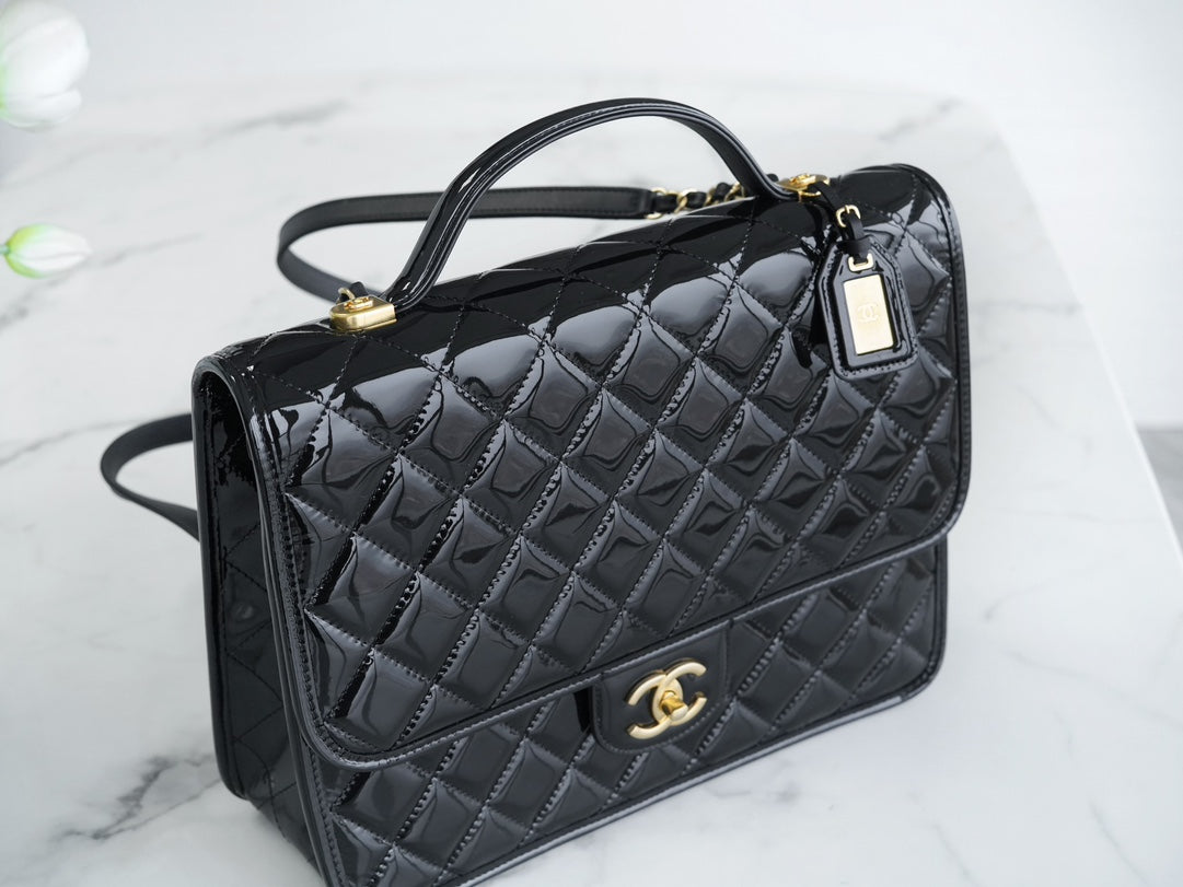 Chanel 22K Handbag