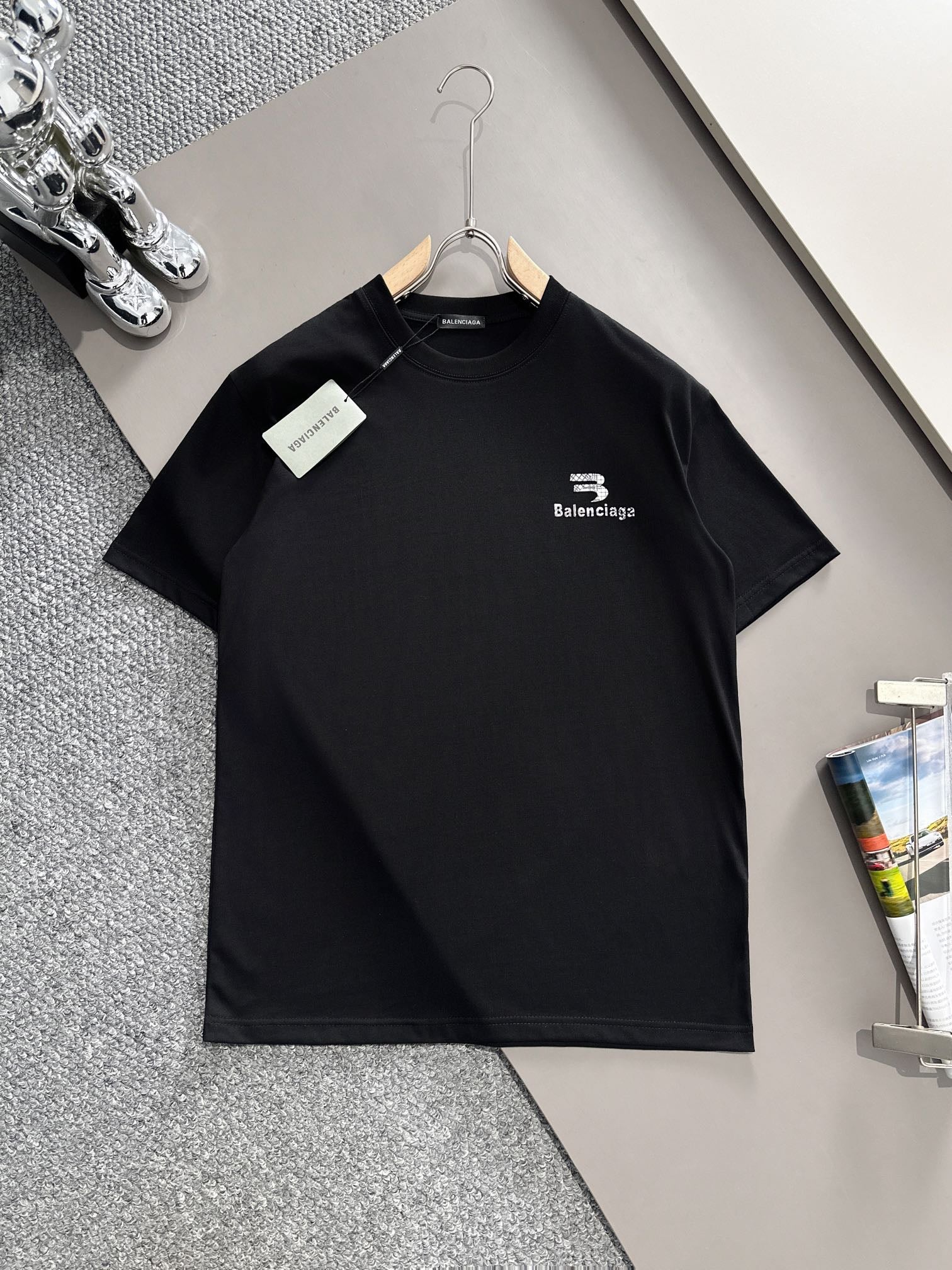 Balenciaga T-shirt NO.6