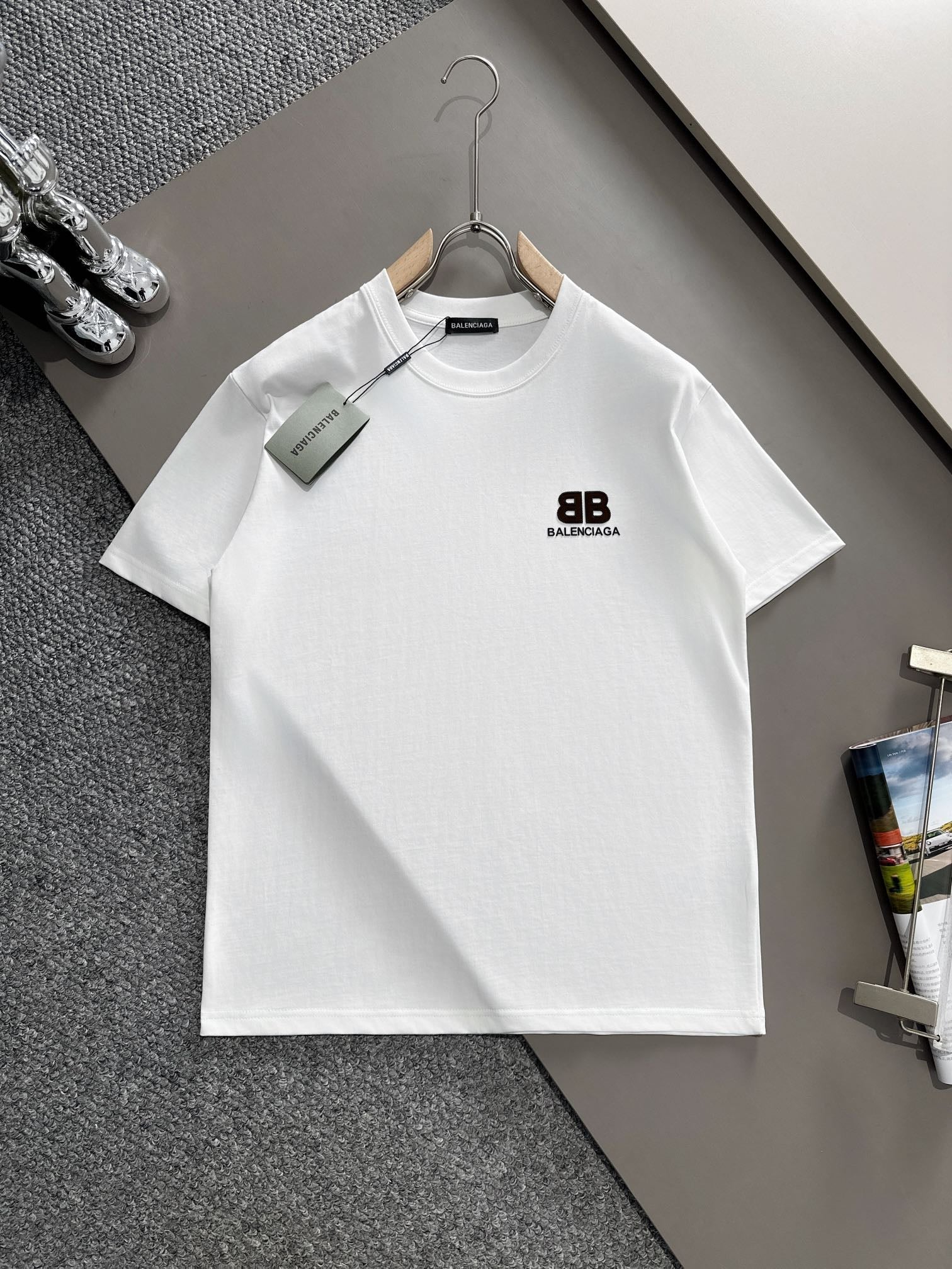 Balenciaga T-shirt NO.6
