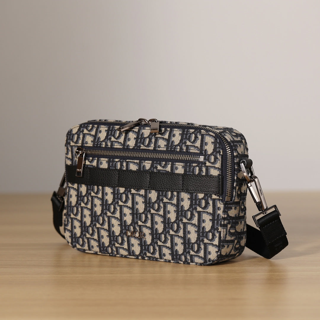Dior Safari Messenger bag