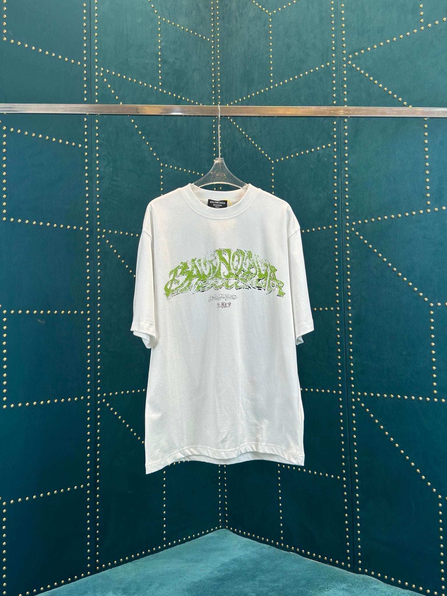 Balenciaga T-shirt NO.6