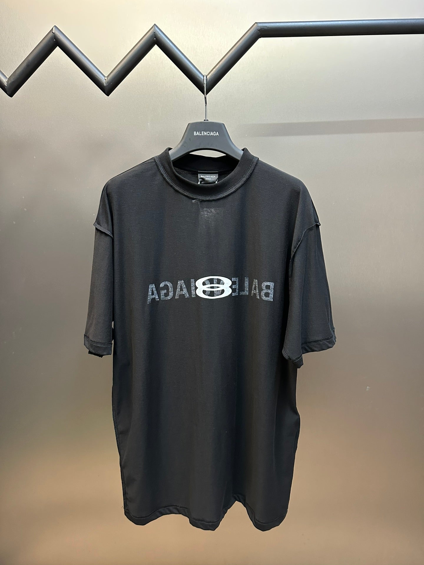 Balenciaga T-shirt NO.4