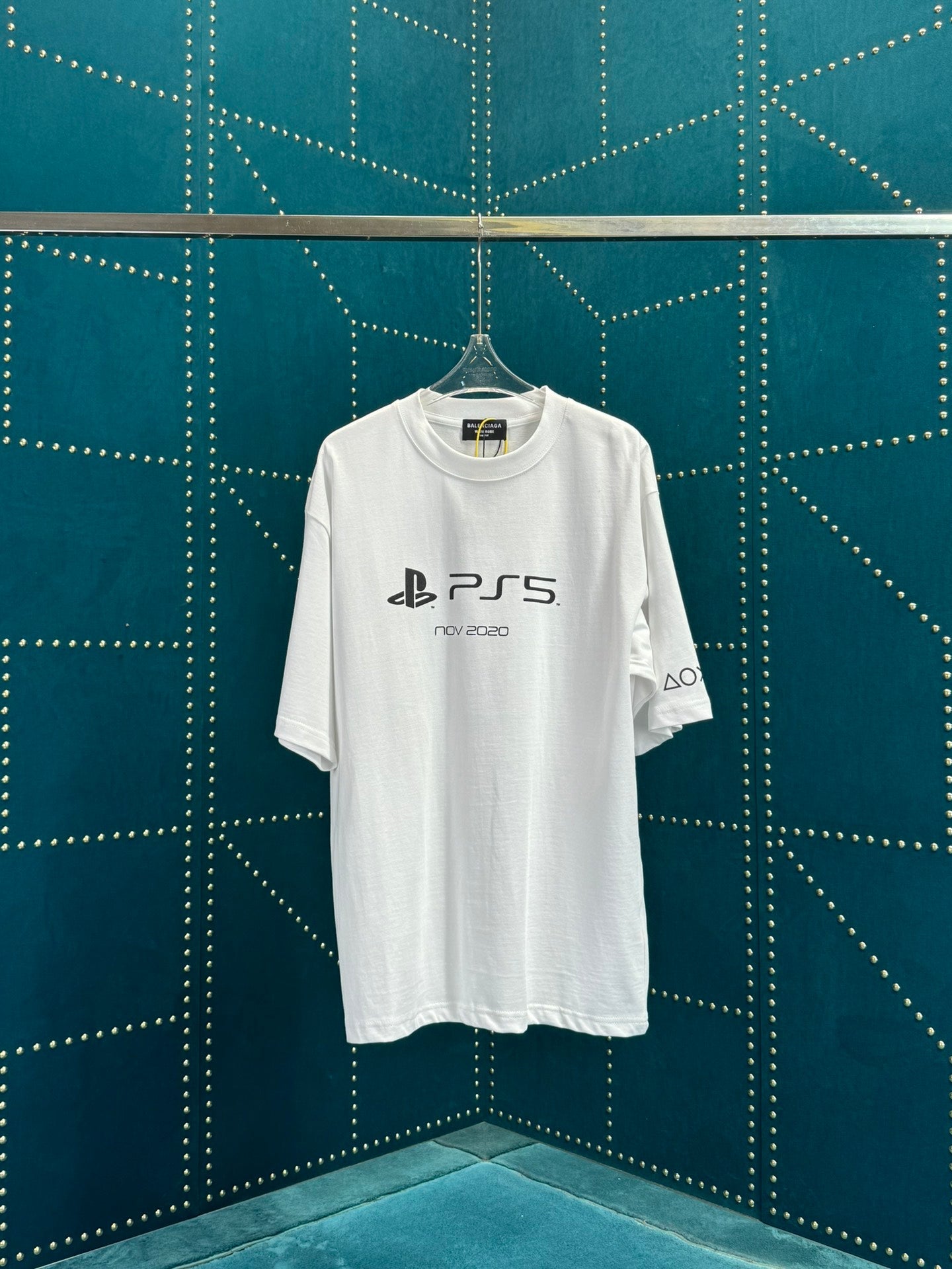 Balenciaga T-shirt NO.6