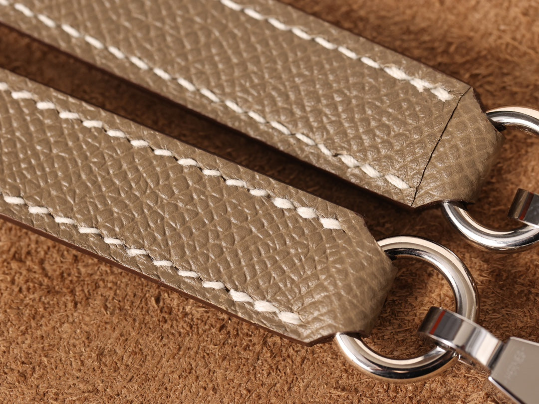 Hermès Kelly 25 Handbag