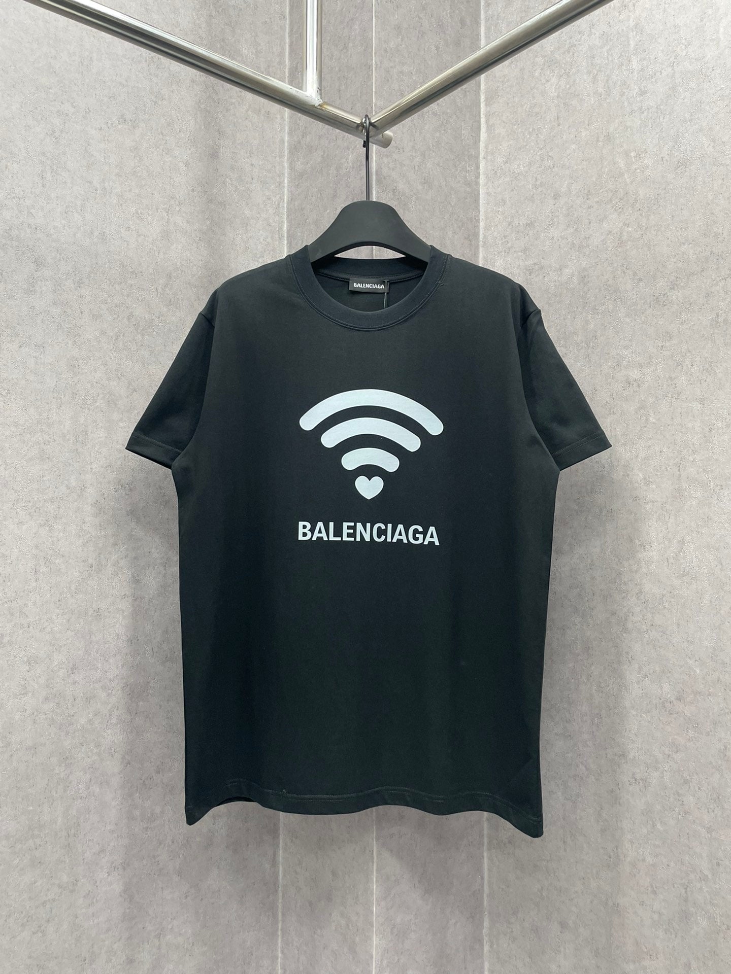 Balenciaga T-shirt NO.6