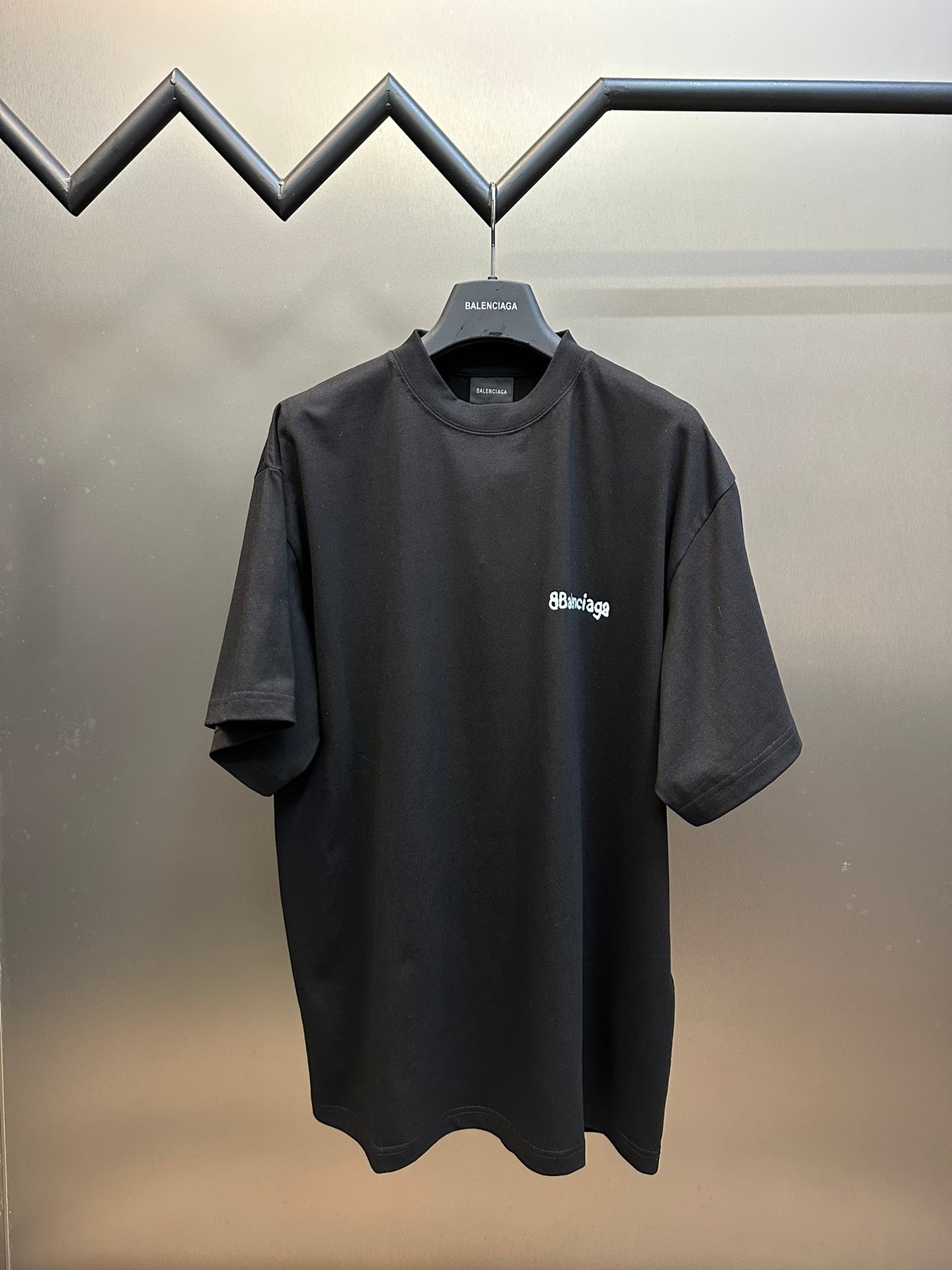 Balenciaga T-shirt NO.6