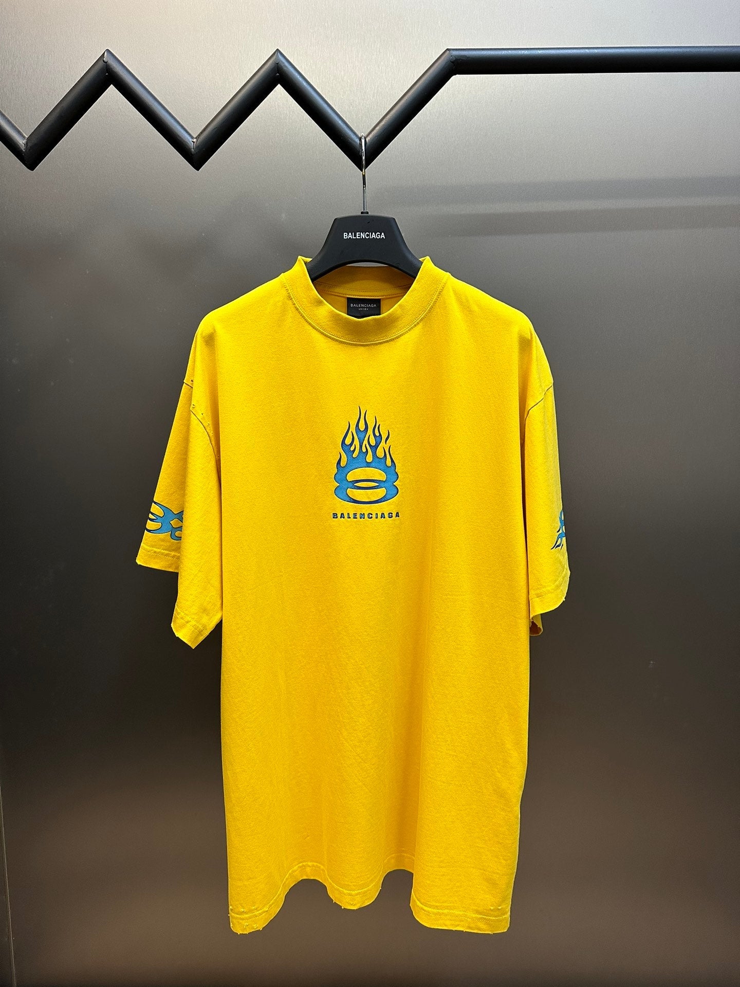 Balenciaga T-shirt NO.6