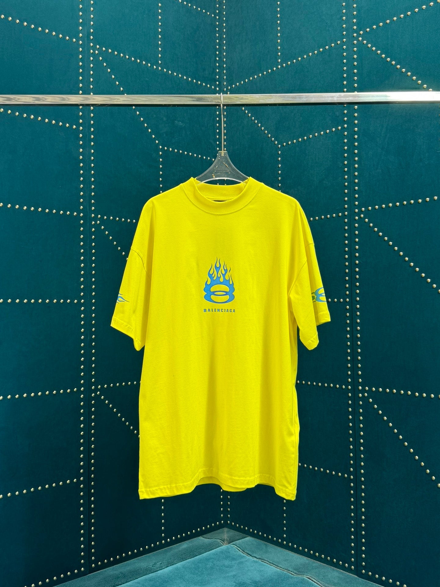 Balenciaga T-shirt NO.6