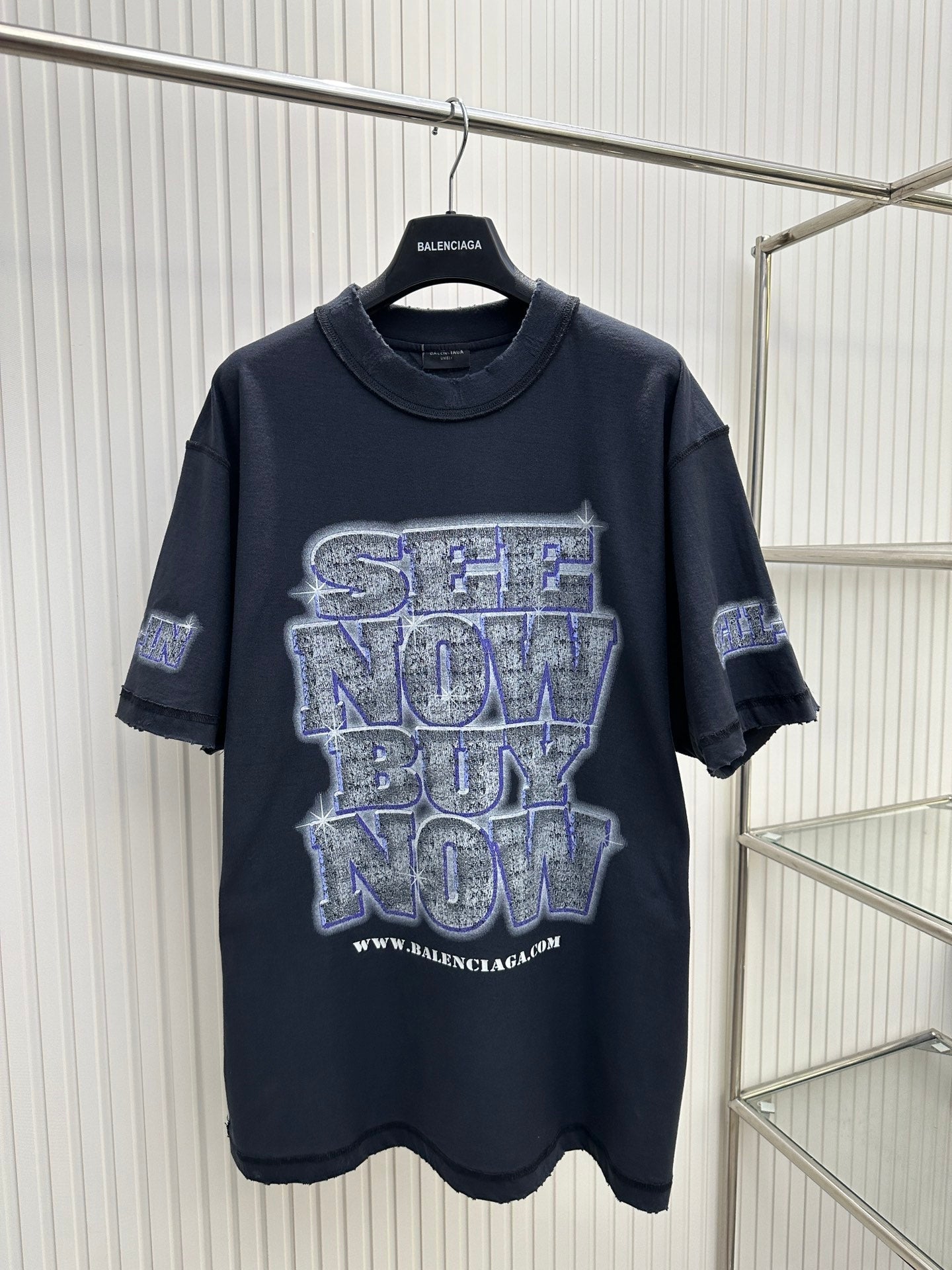 Balenciaga T-shirt NO.4