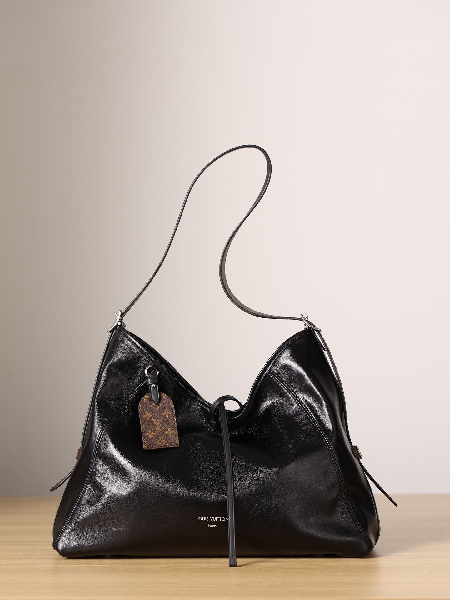 LV Carryall Black Knight Tote bag