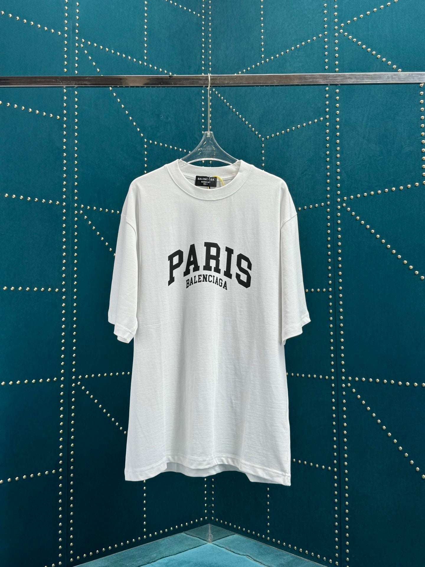 Balenciaga T-shirt NO.4