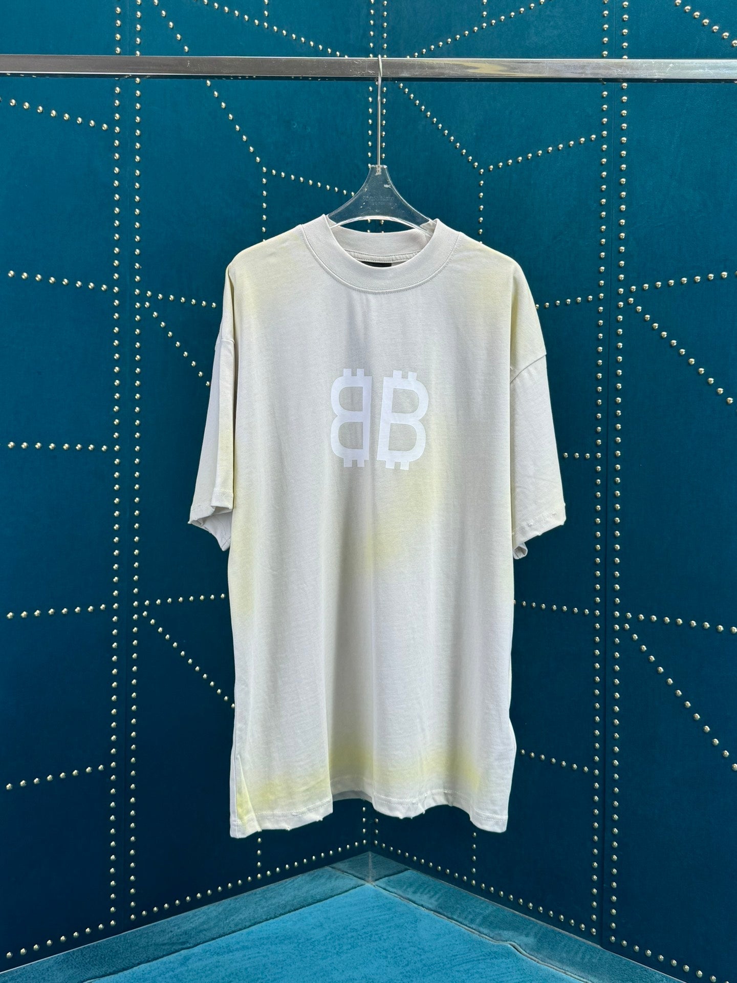 Balenciaga T-shirt NO.4
