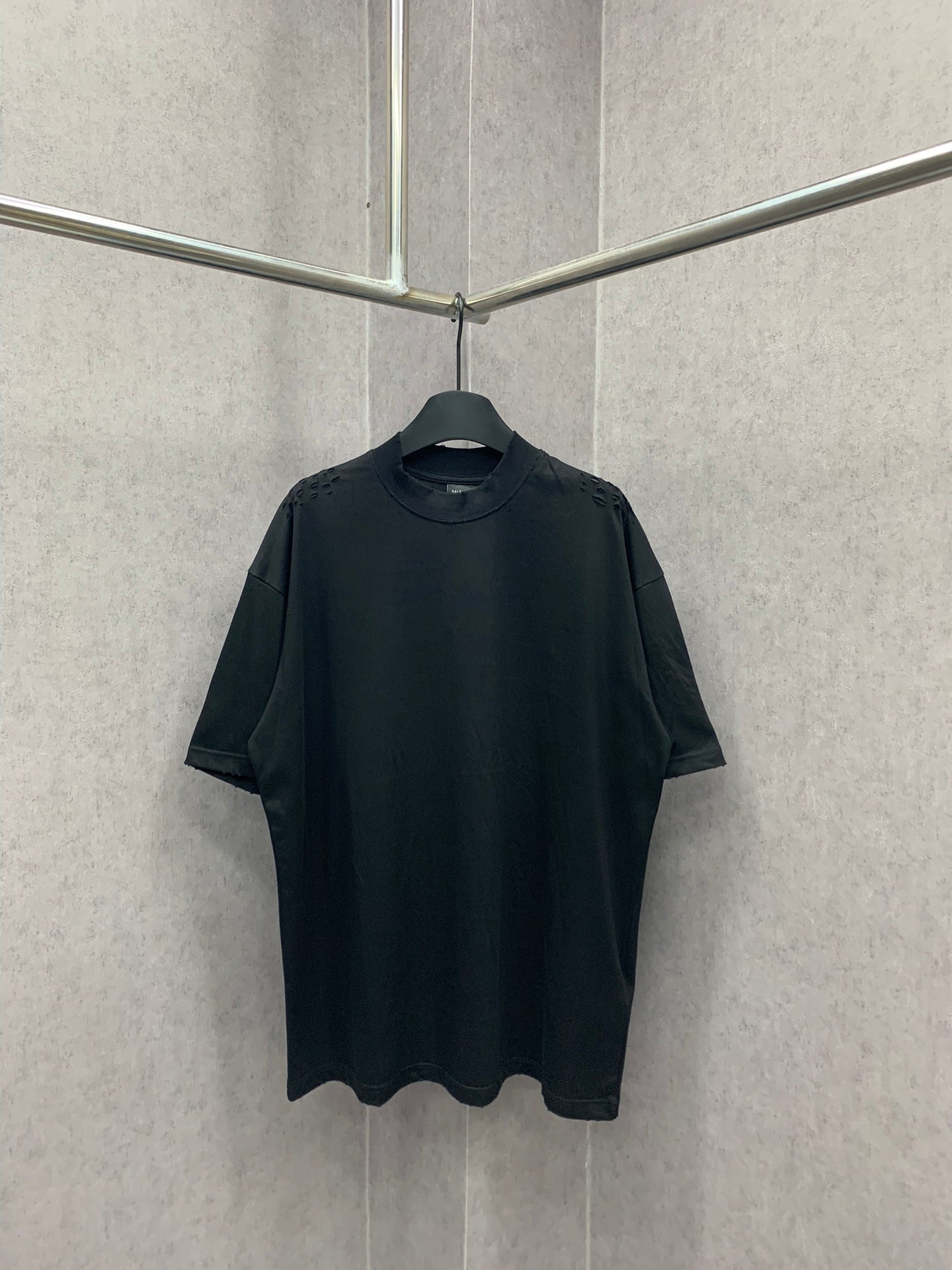 Balenciaga T-shirt NO.4