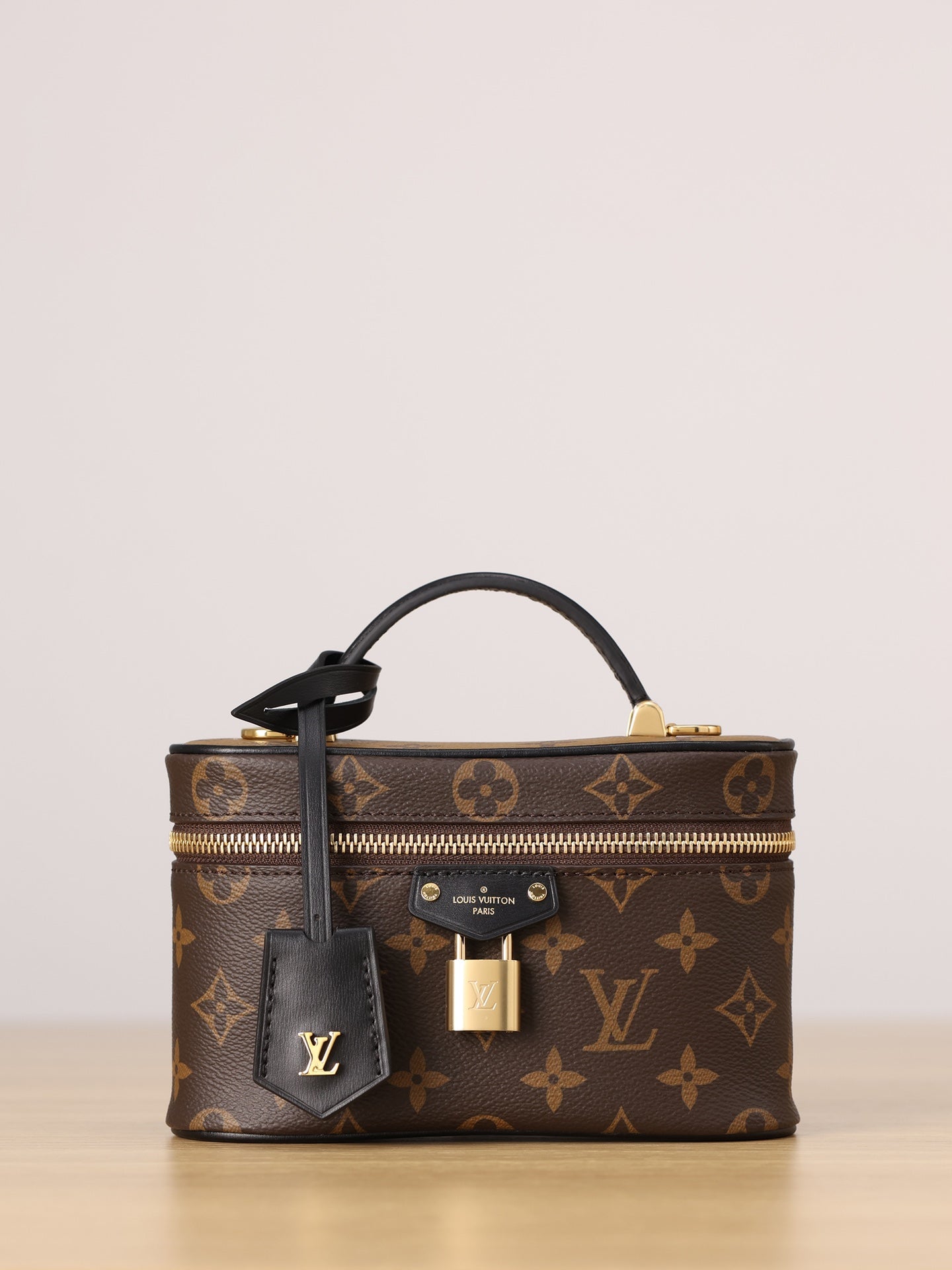 LV Vanity CHAIN POUCH Cosmetic bag
