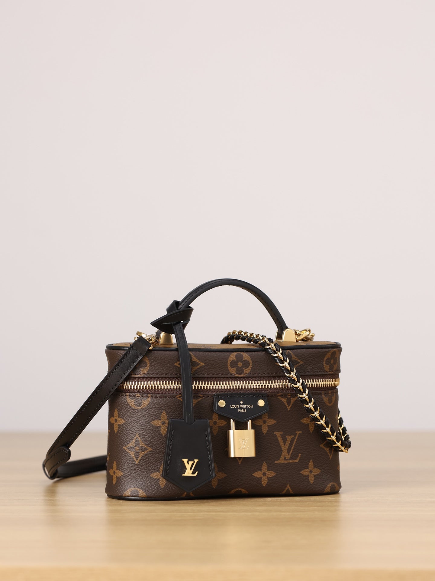 LV Vanity CHAIN POUCH Cosmetic bag