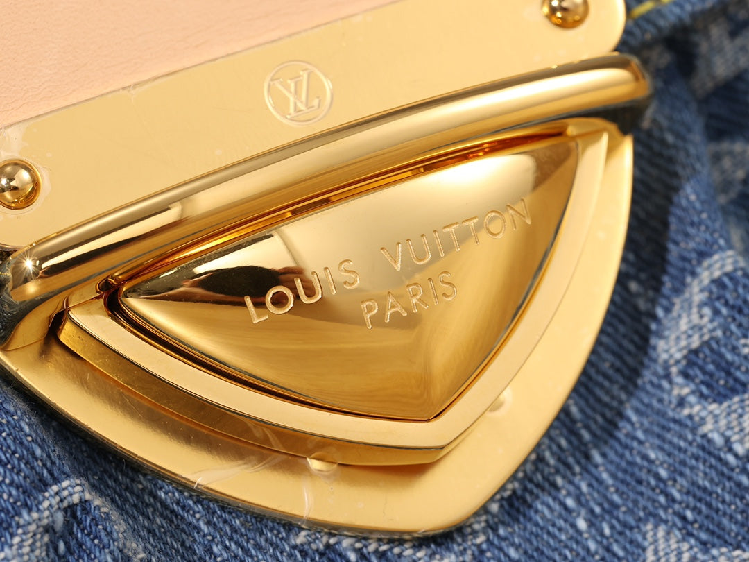 LV Sunset Shoulder bag