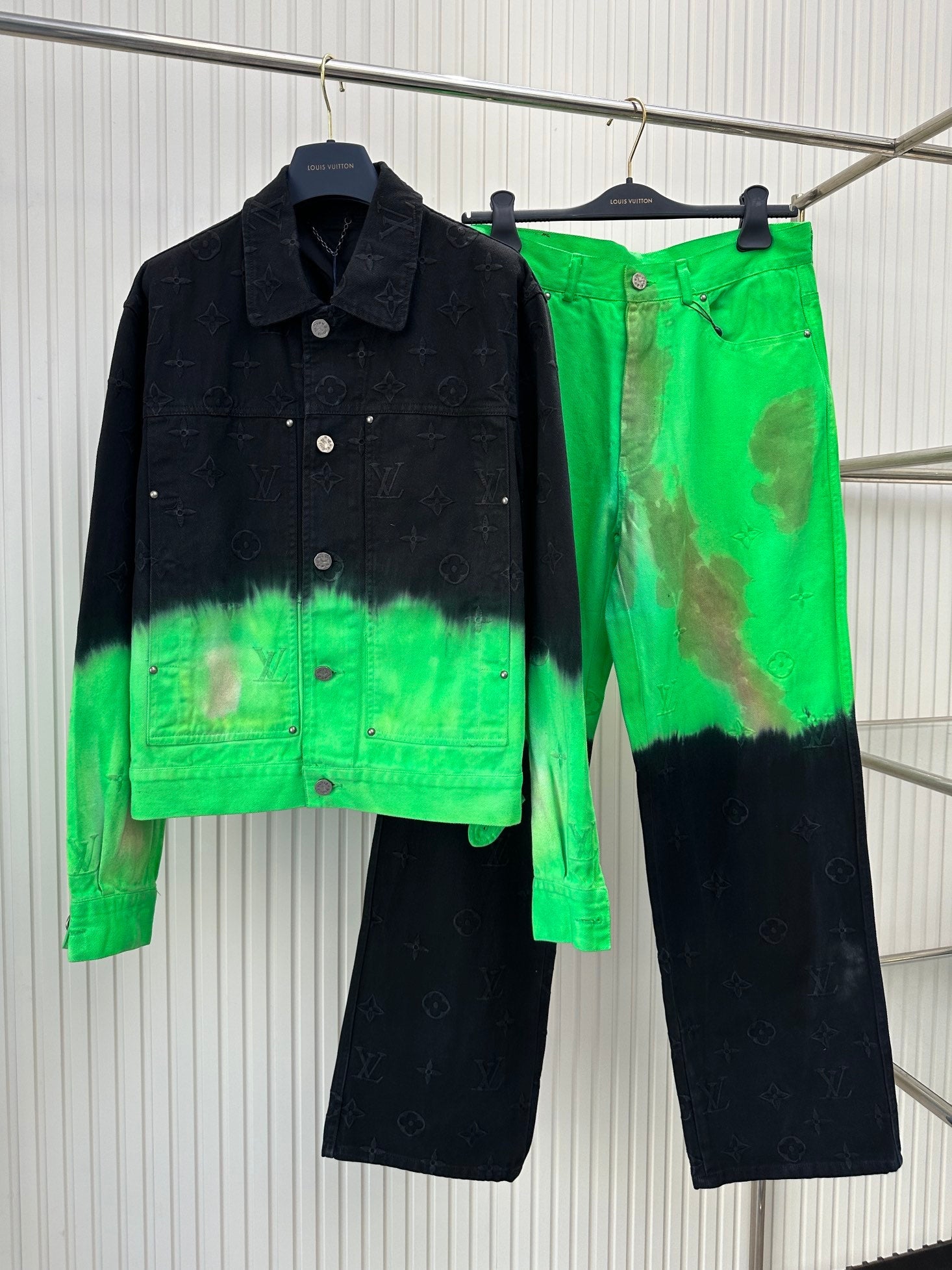 Louis Vuitton Coats & Jackets NO.5