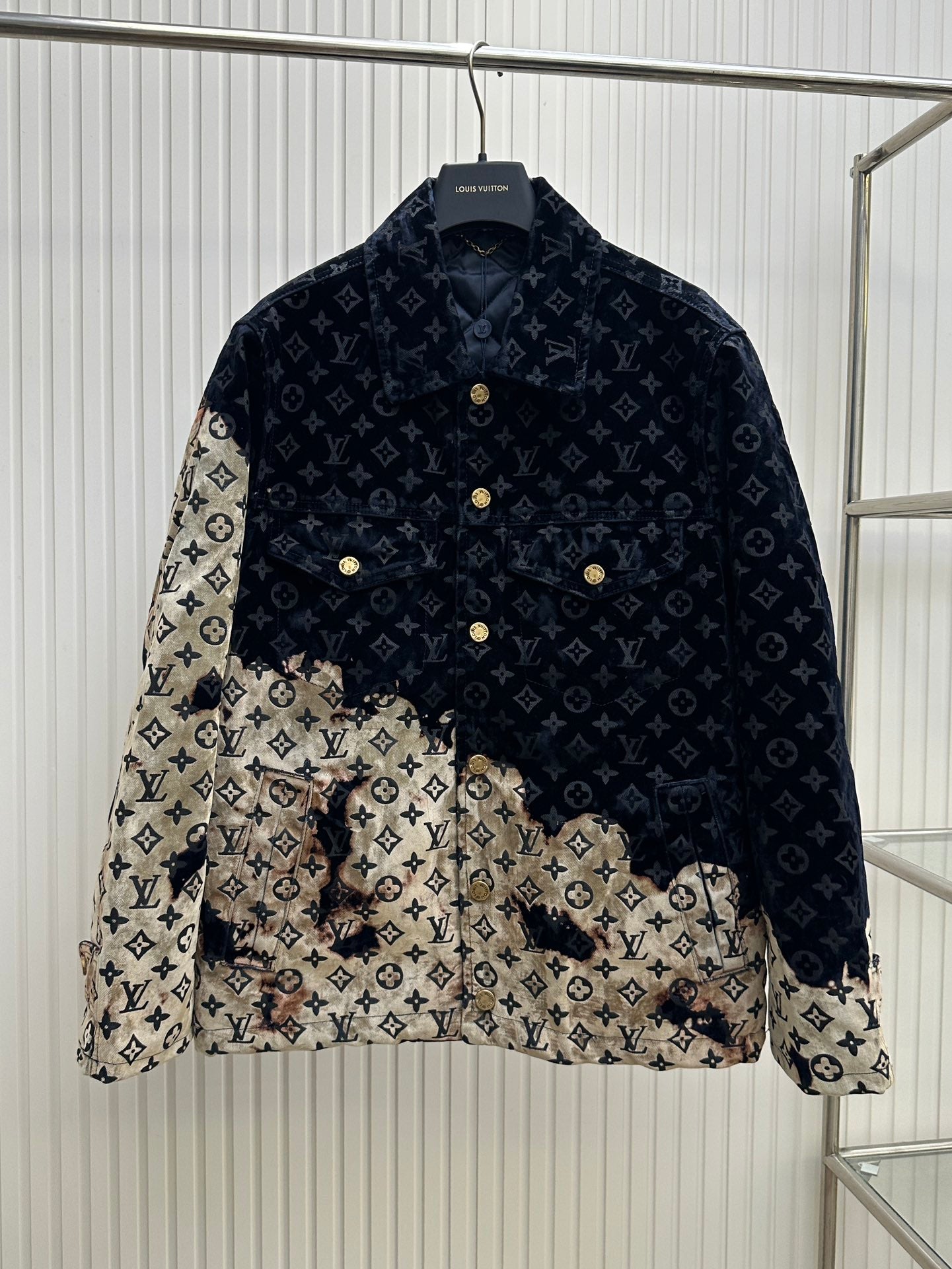 Louis Vuitton Coats & Jackets NO.5