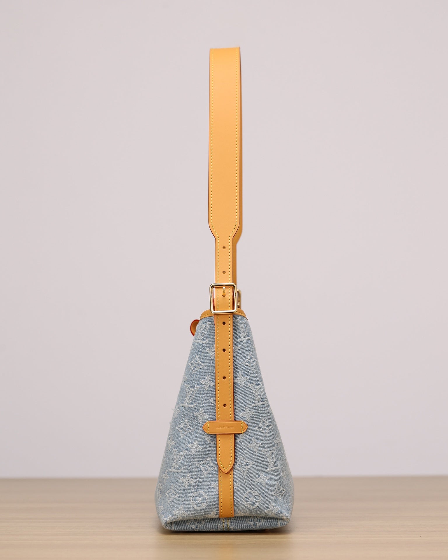 LV CarryallSOFT TRUNK Sky Denim