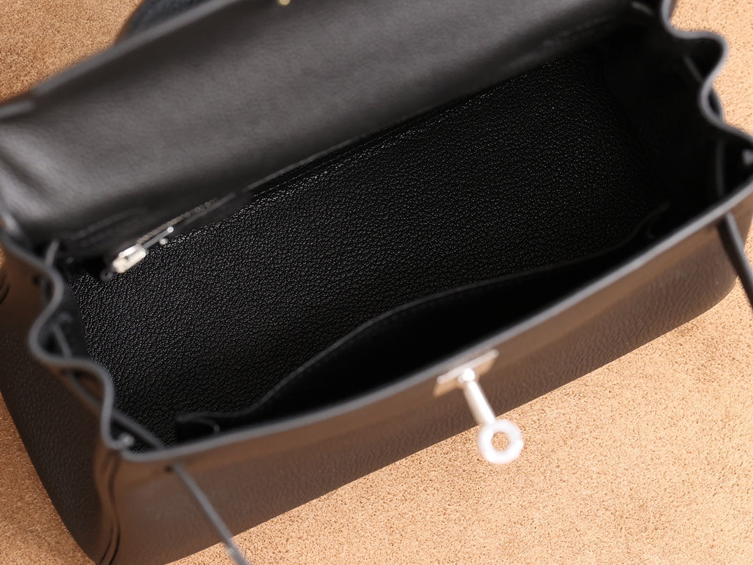 Hermès Kelly 25 Handbag togo leather