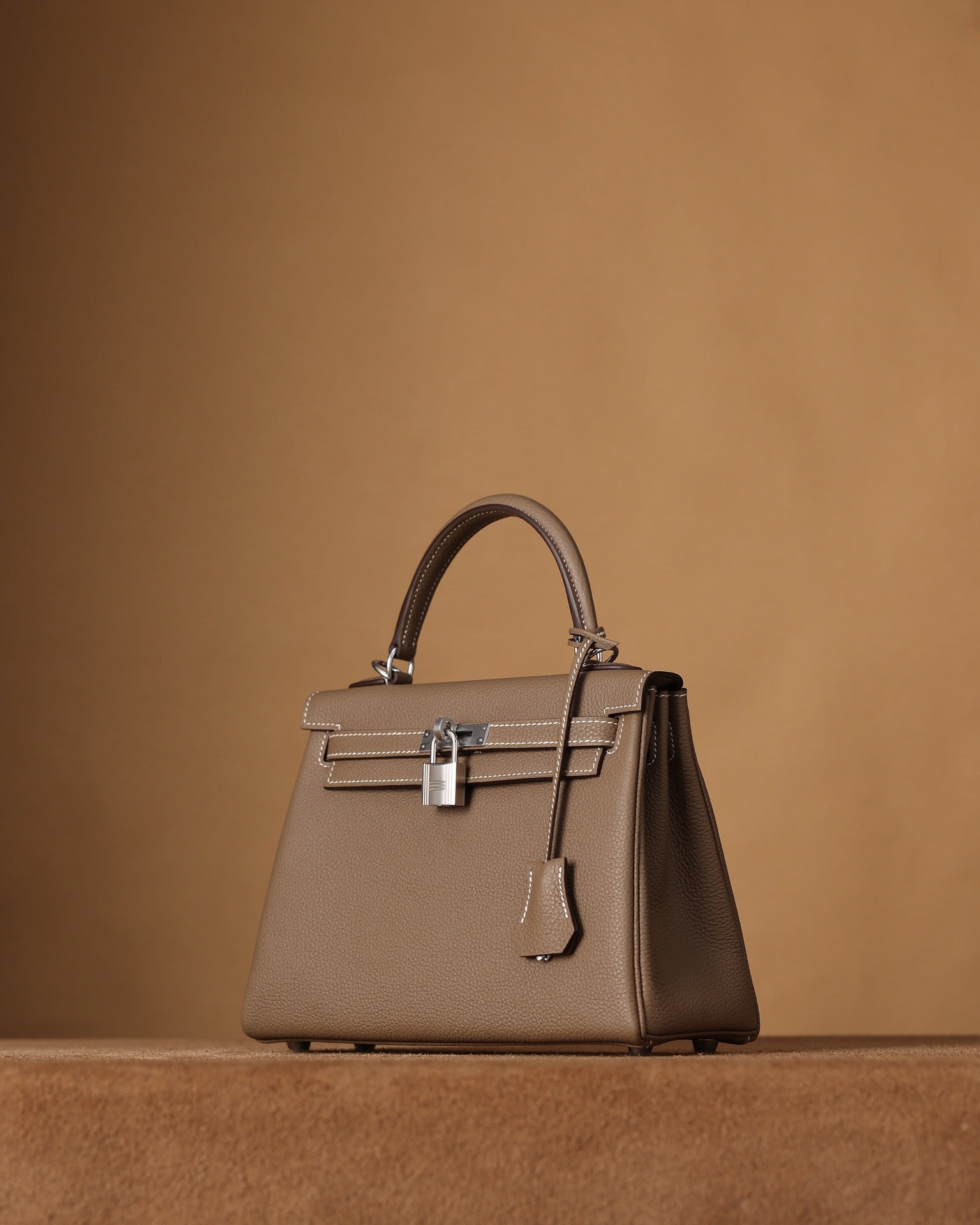 Hermès Kelly 25 Handbag togo leather