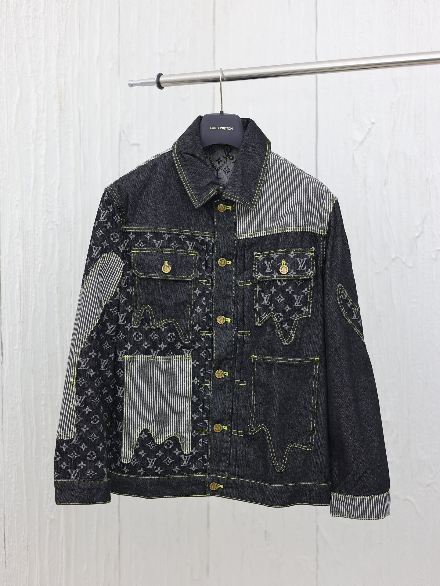 Louis Vuitton Coats & Jackets NO.5