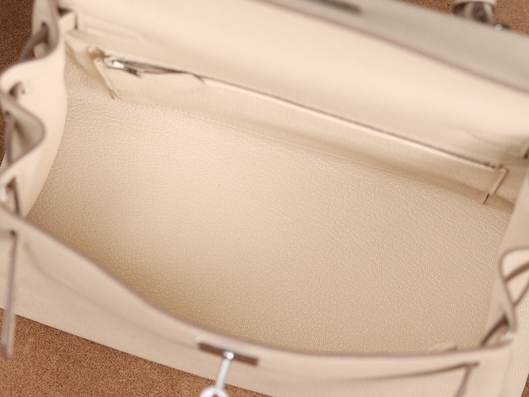 Hermès Kelly 28 Handbag togo leather