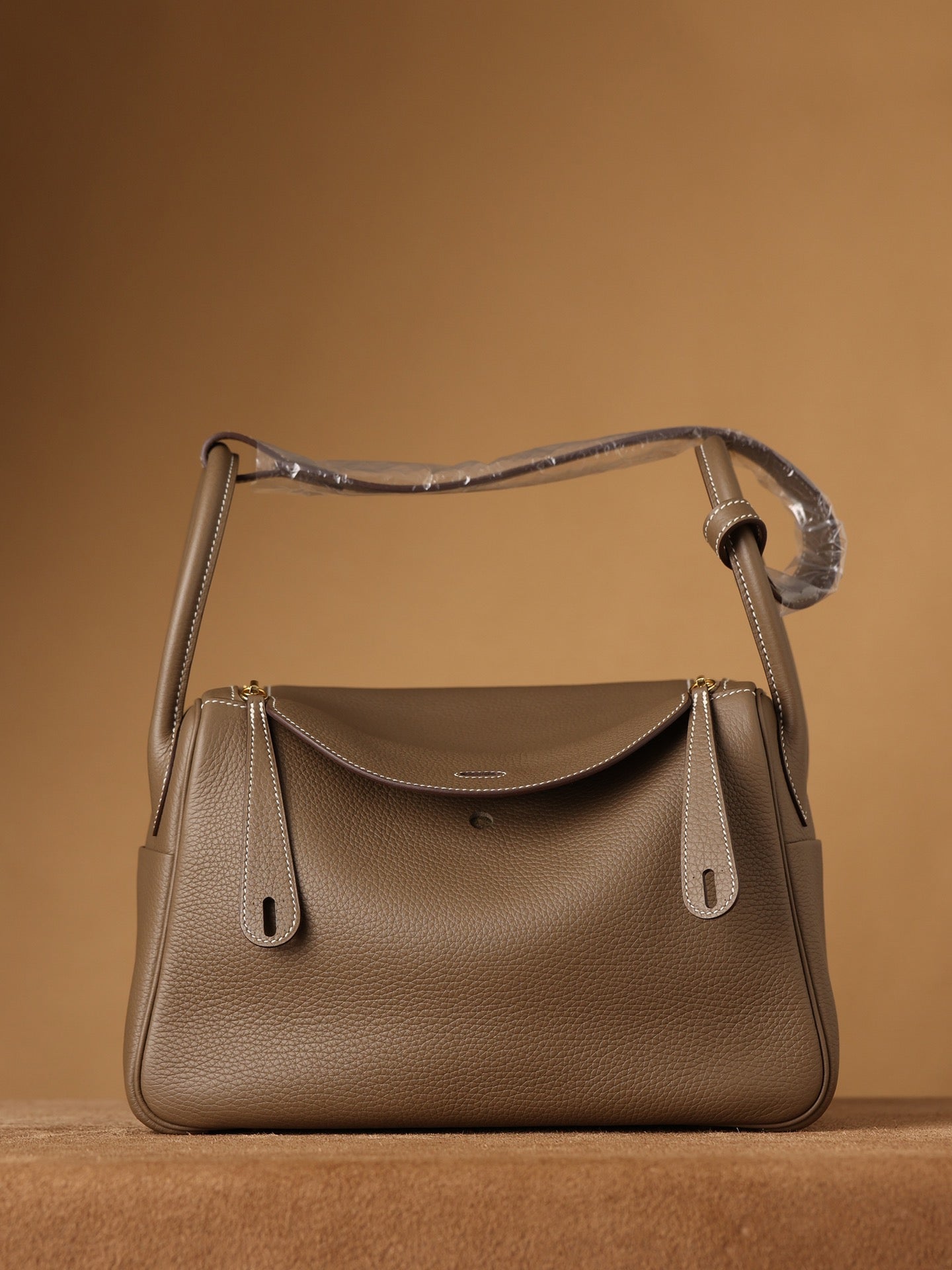 Hermès Lindy 30 Shoulder bag