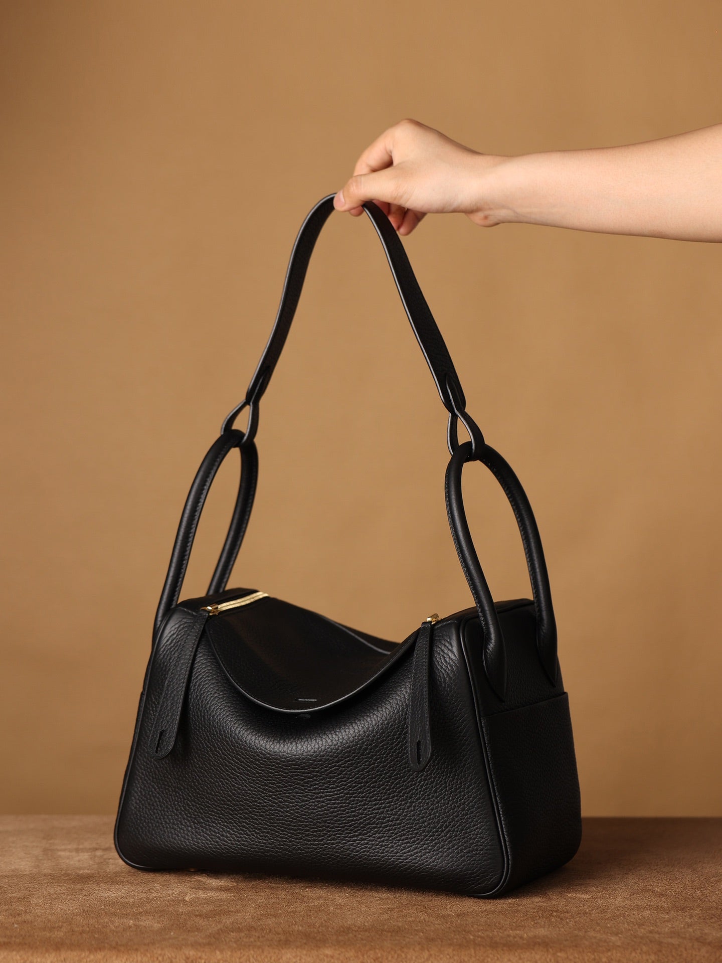 Hermès Lindy 30 Shoulder bag